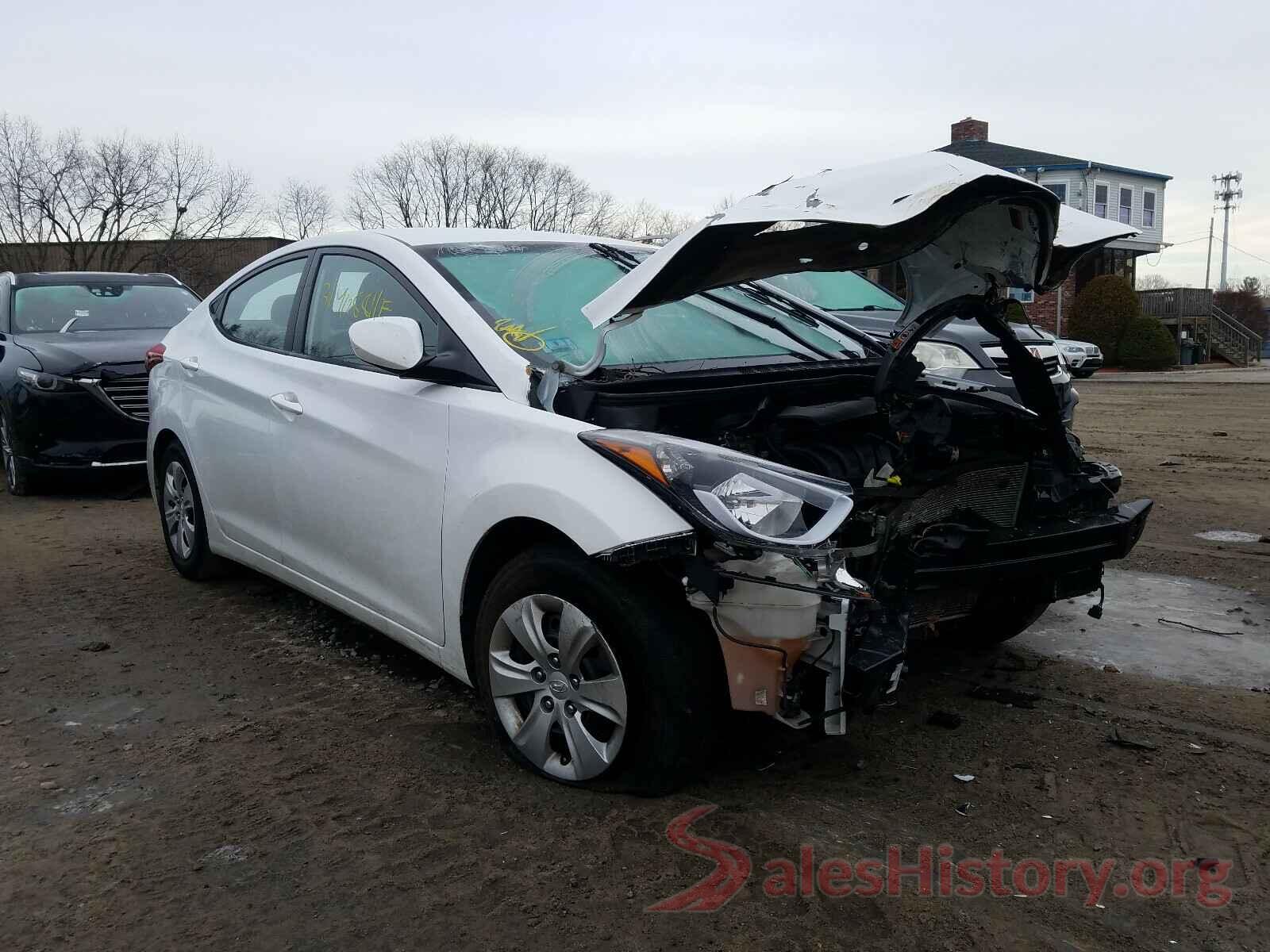 5NPDH4AE4GH685435 2016 HYUNDAI ELANTRA