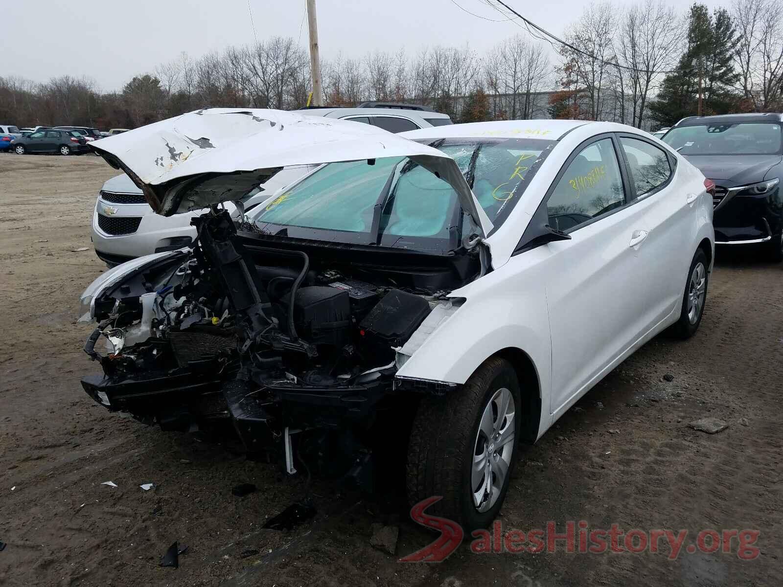 5NPDH4AE4GH685435 2016 HYUNDAI ELANTRA