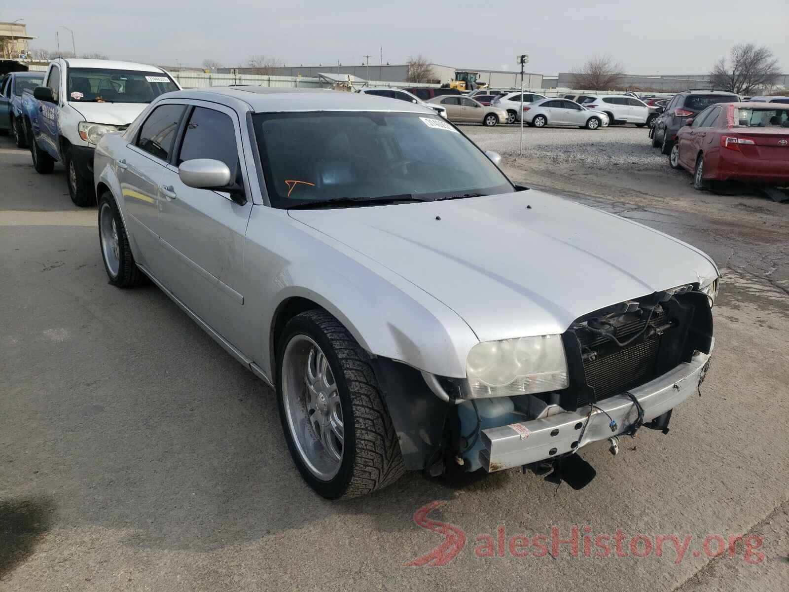 KNDJP3A57J7540711 2005 CHRYSLER 300