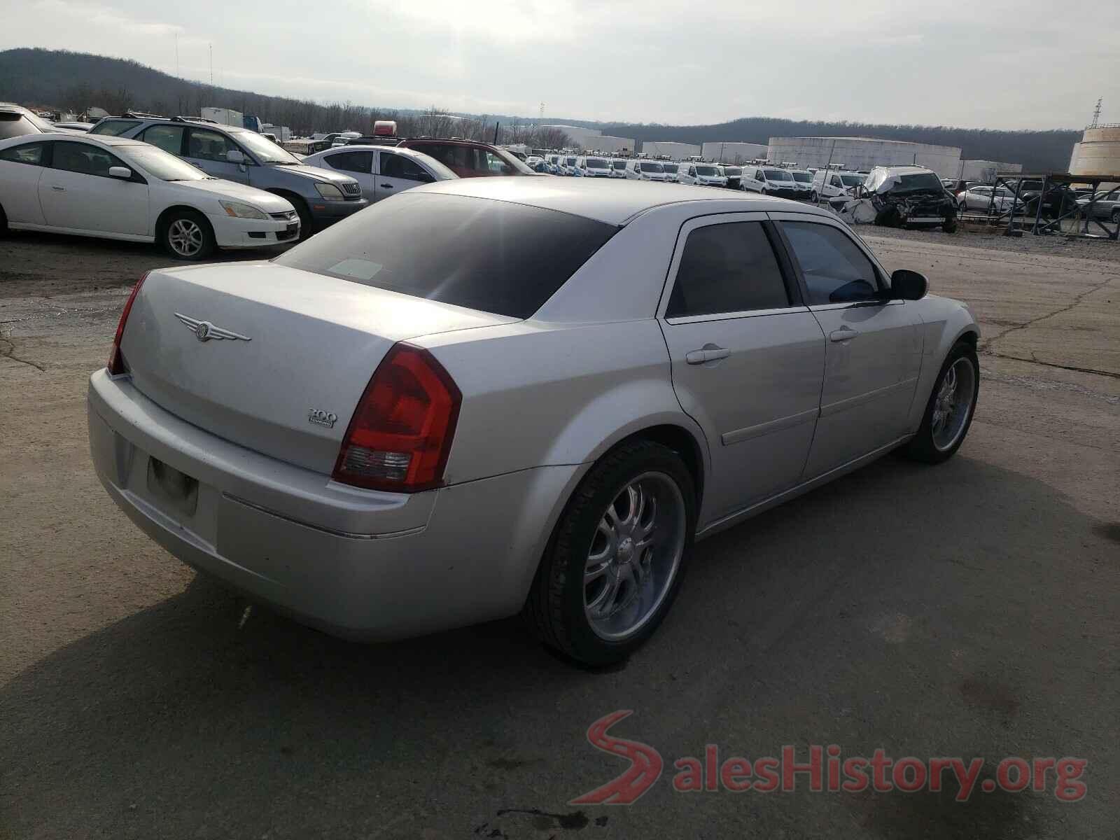 KNDJP3A57J7540711 2005 CHRYSLER 300