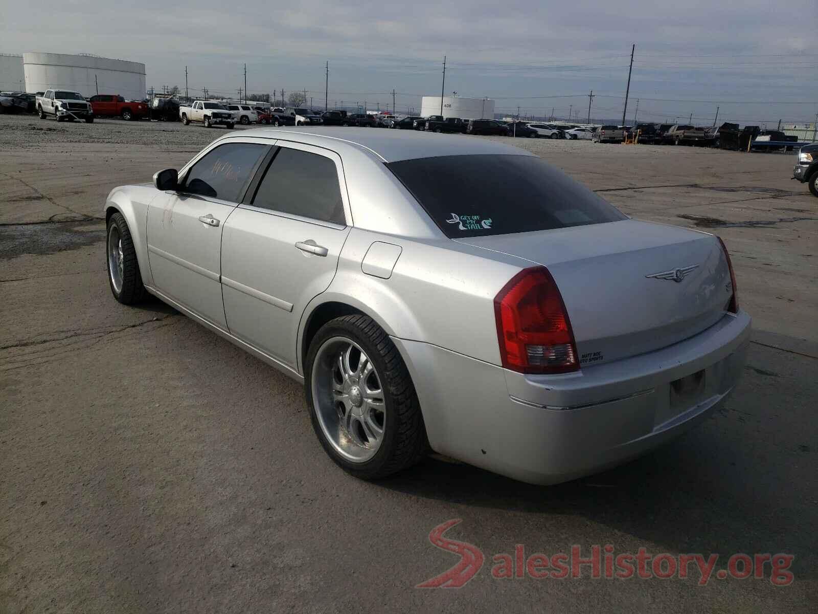 KNDJP3A57J7540711 2005 CHRYSLER 300