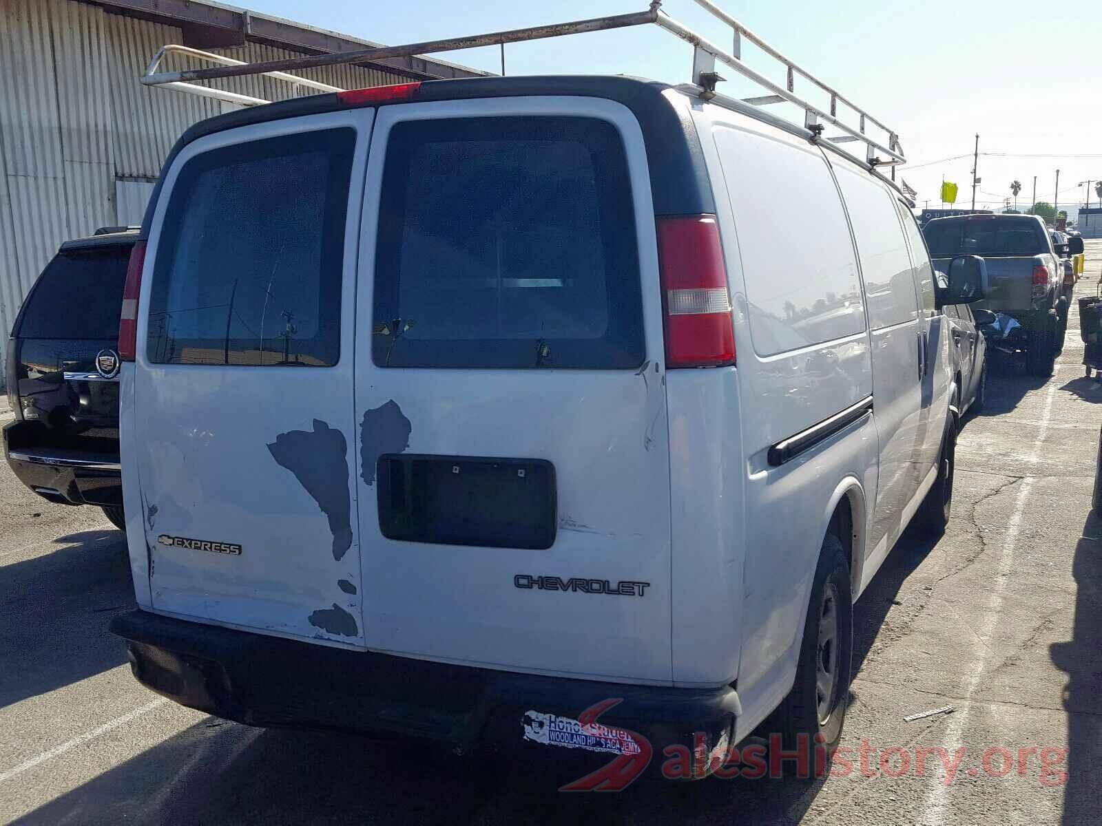 1GCVKREH6JZ272066 2004 CHEVROLET EXPRESS