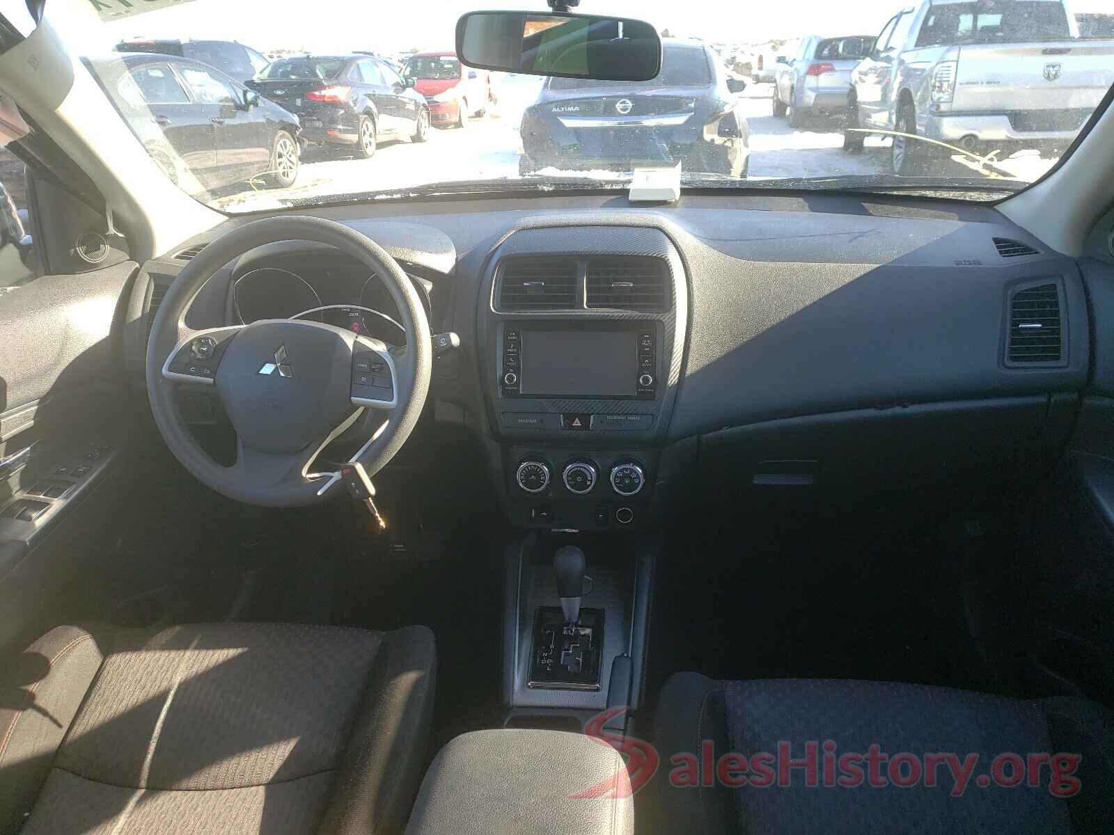 JA4AP3AU9JZ015431 2018 MITSUBISHI OUTLANDER