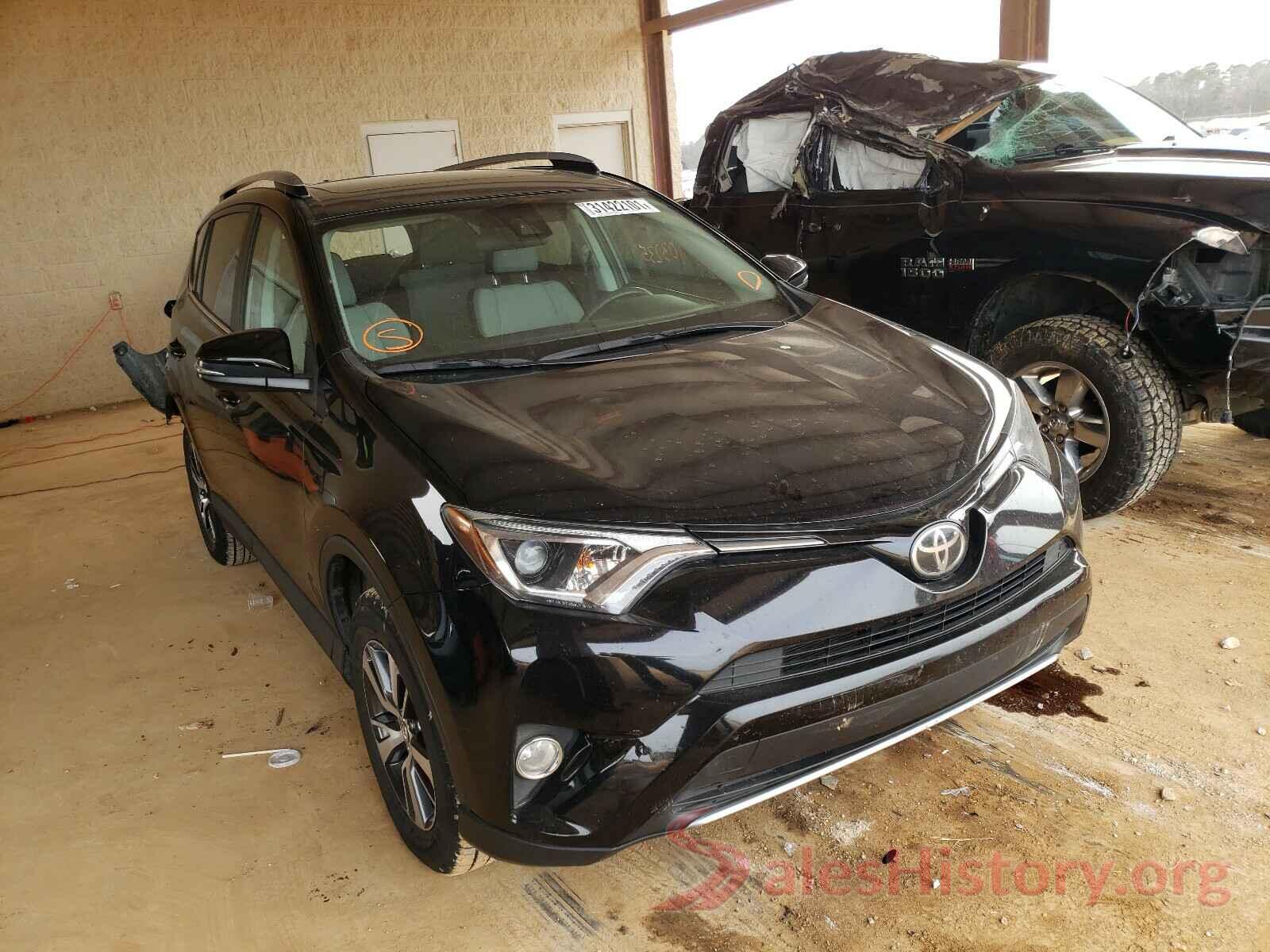 2T3WFREV2HW350612 2017 TOYOTA RAV4