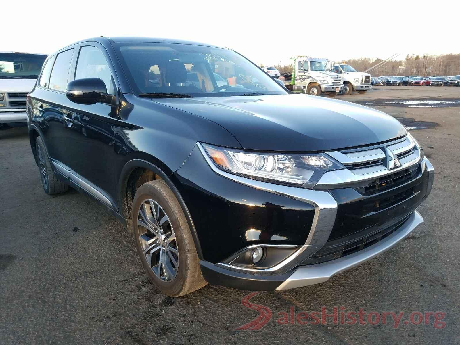 JA4AZ3A38HZ011270 2017 MITSUBISHI OUTLANDER