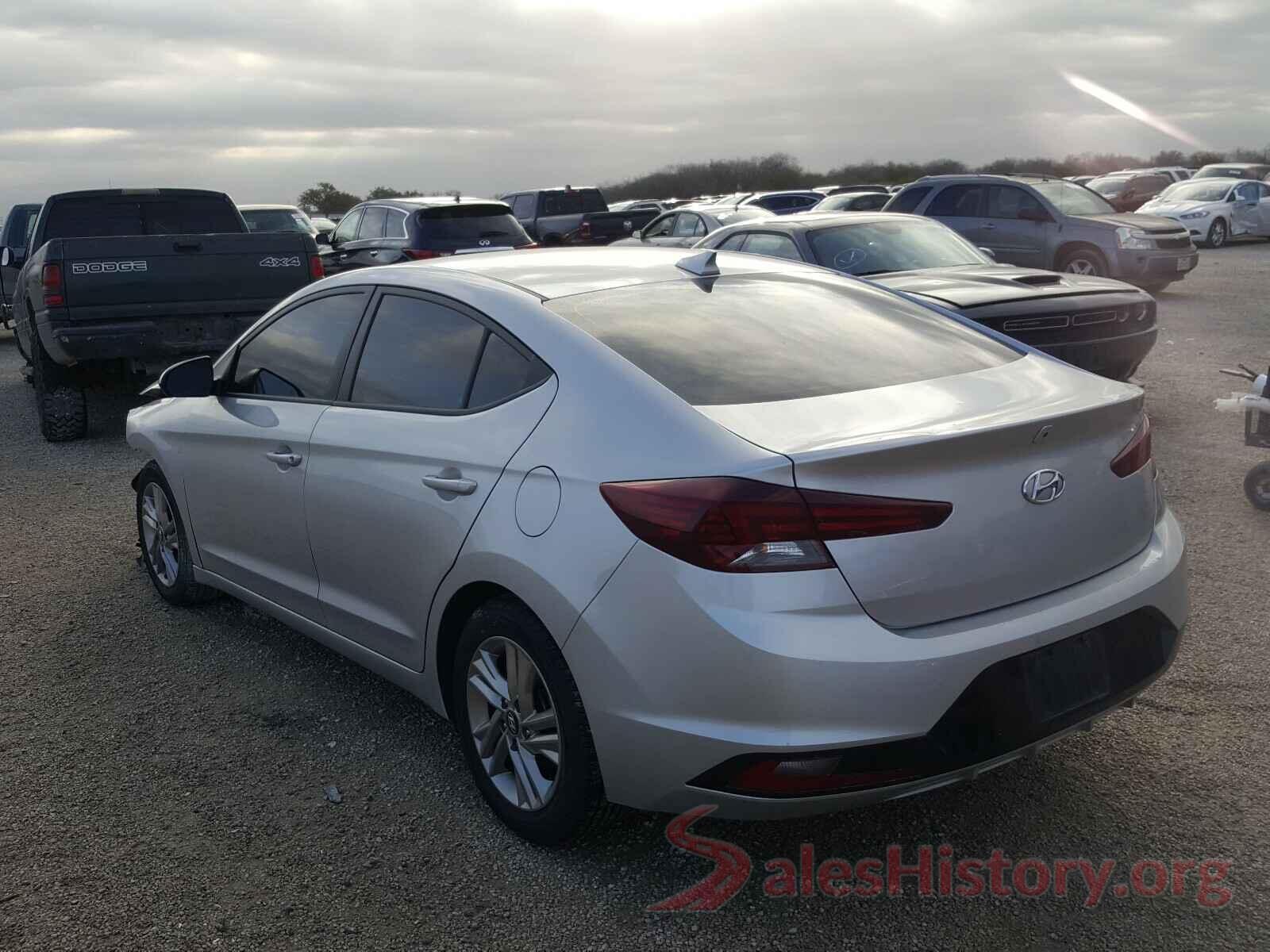 5NPD84LF0KH407548 2019 HYUNDAI ELANTRA