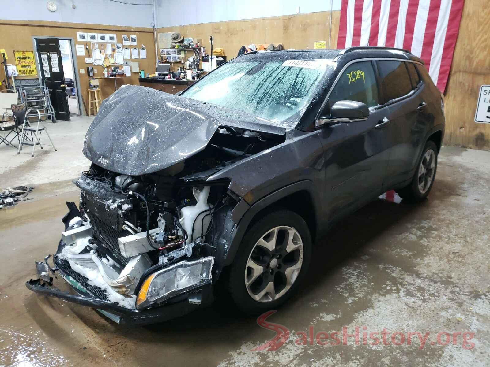 3C4NJDCB3JT246231 2018 JEEP COMPASS