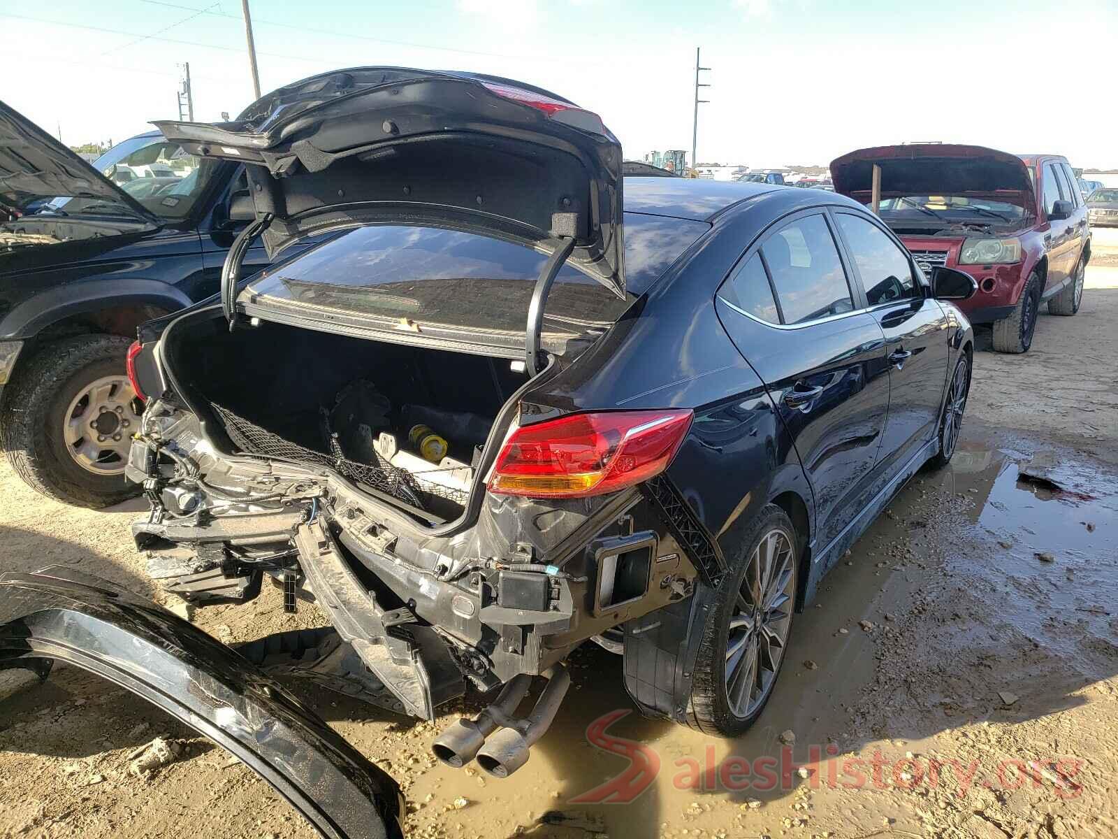 KMHD04LB8JU521351 2018 HYUNDAI ELANTRA