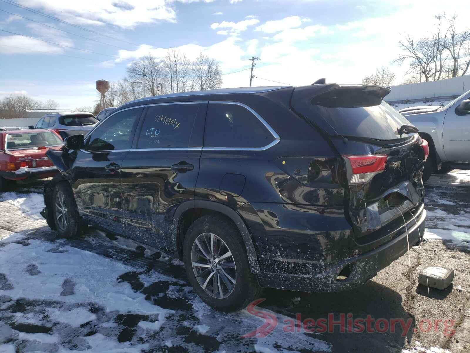 5TDJZRFH6JS537885 2018 TOYOTA HIGHLANDER