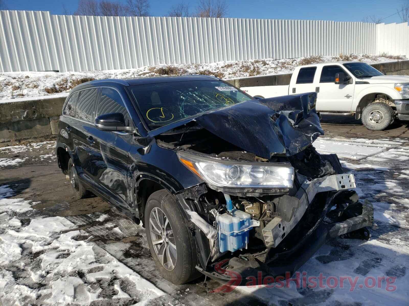 5TDJZRFH6JS537885 2018 TOYOTA HIGHLANDER