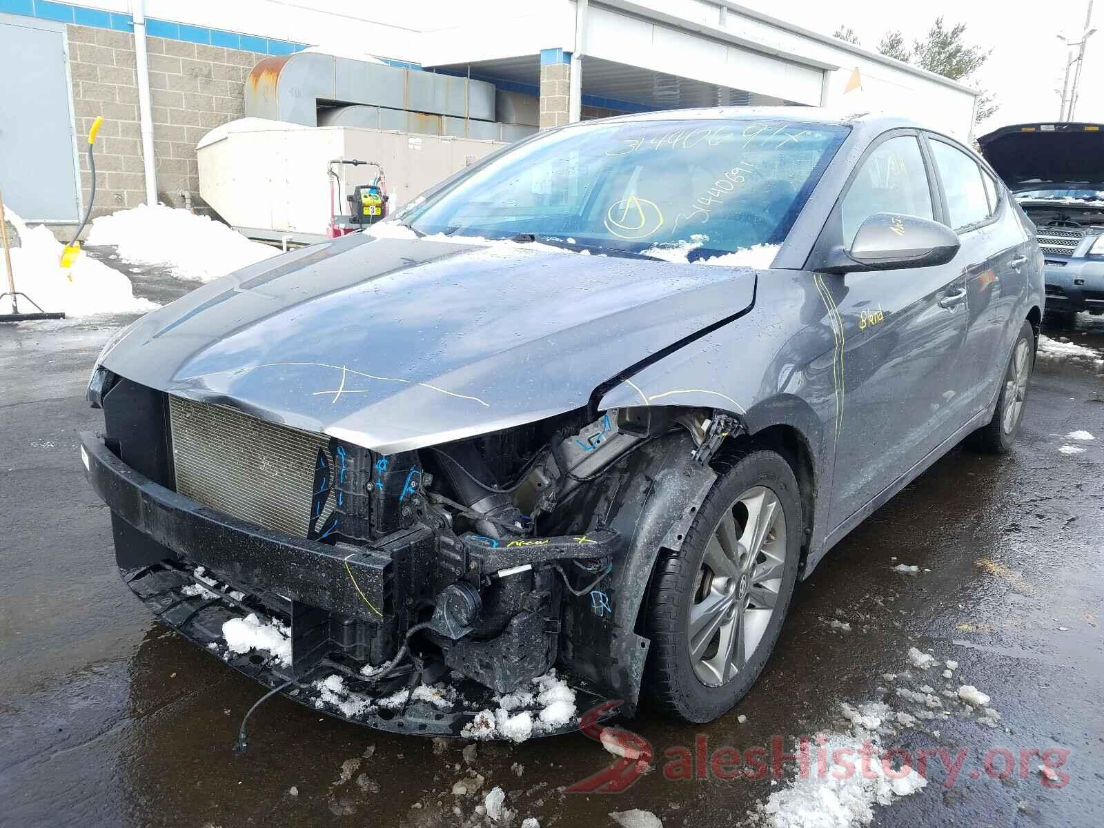 5NPD84LF5JH251697 2018 HYUNDAI ELANTRA