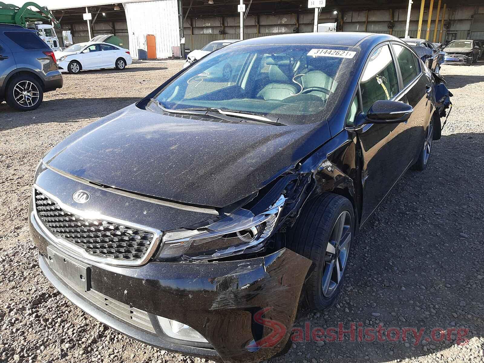 3KPFL4A83JE208878 2018 KIA FORTE