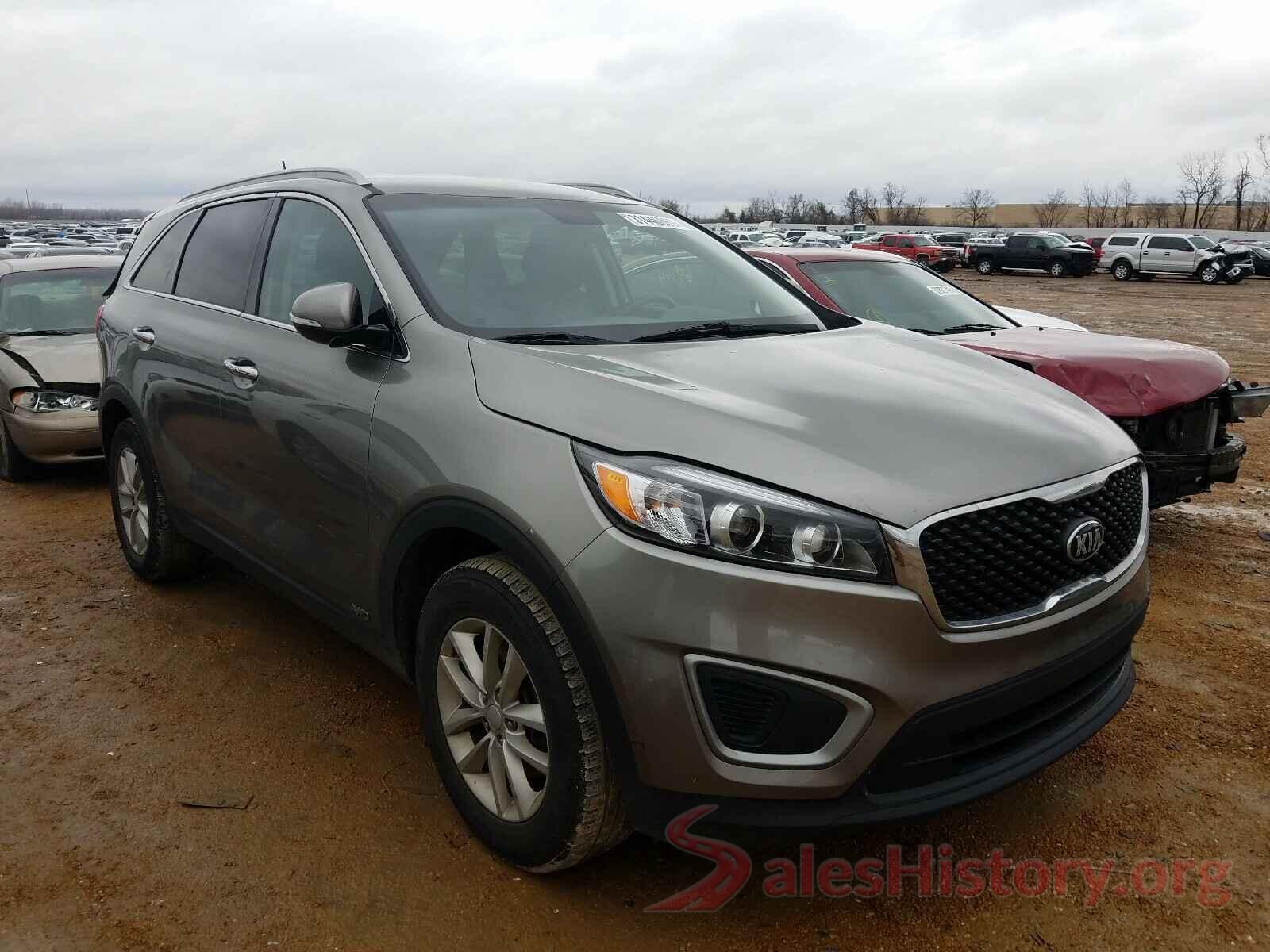 5XYPGDA34HG216210 2017 KIA SORENTO