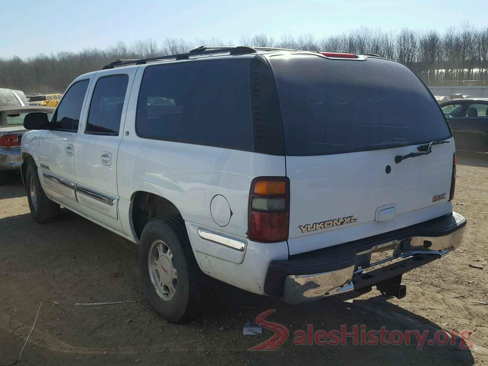 2T3RWRFV3MW109812 2002 GMC YUKON