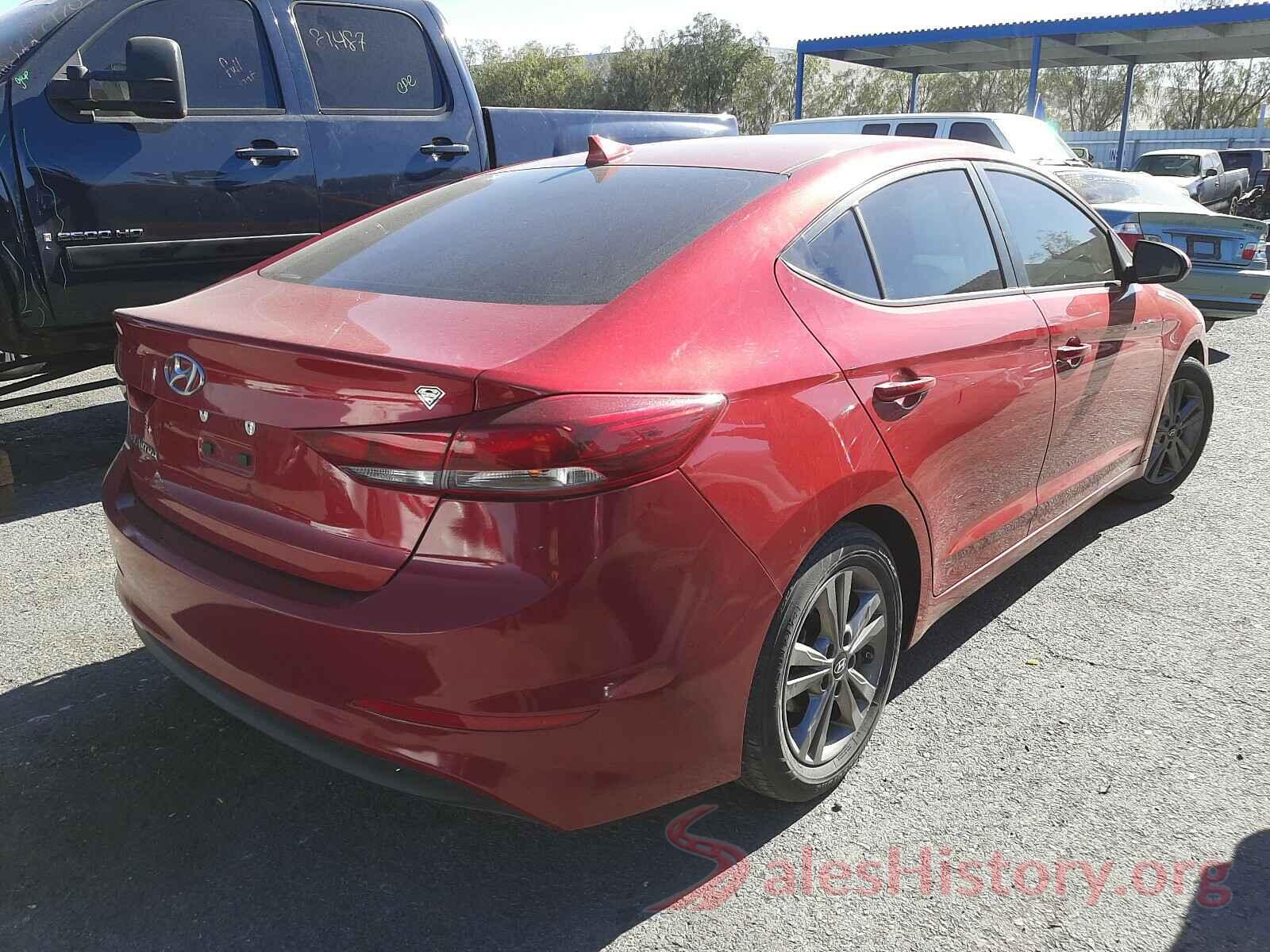 5NPD84LFXJH213883 2018 HYUNDAI ELANTRA