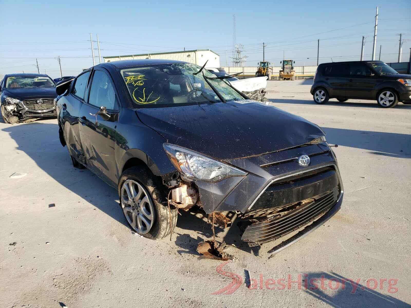 3MYDLBYV0JY319315 2018 TOYOTA YARIS