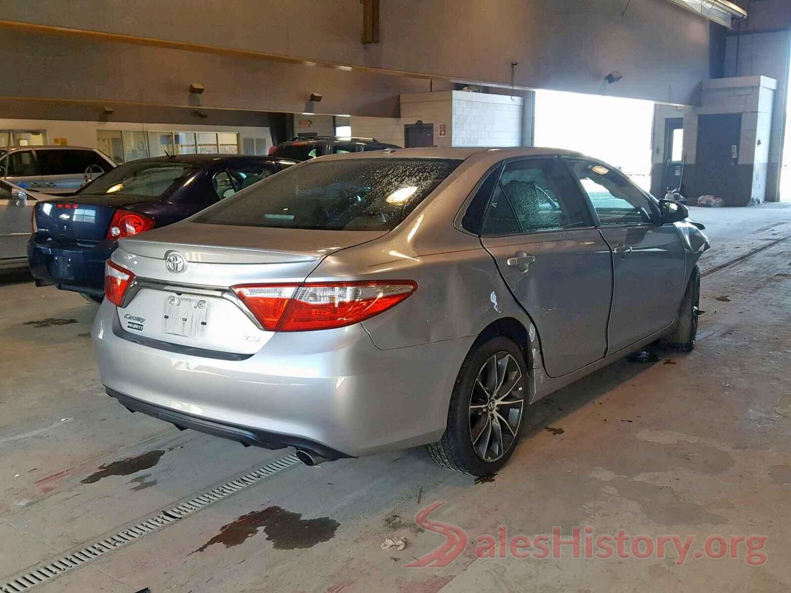 1V2HR2CA2MC545015 2015 TOYOTA CAMRY