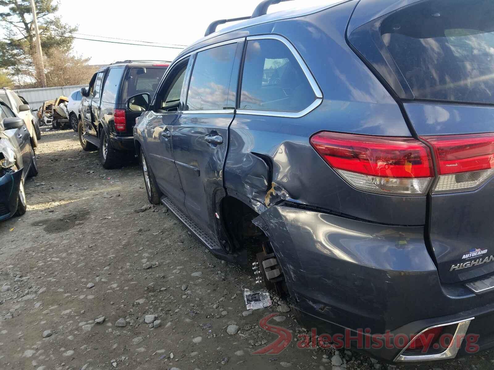 5TDDZRFH0JS820912 2018 TOYOTA HIGHLANDER