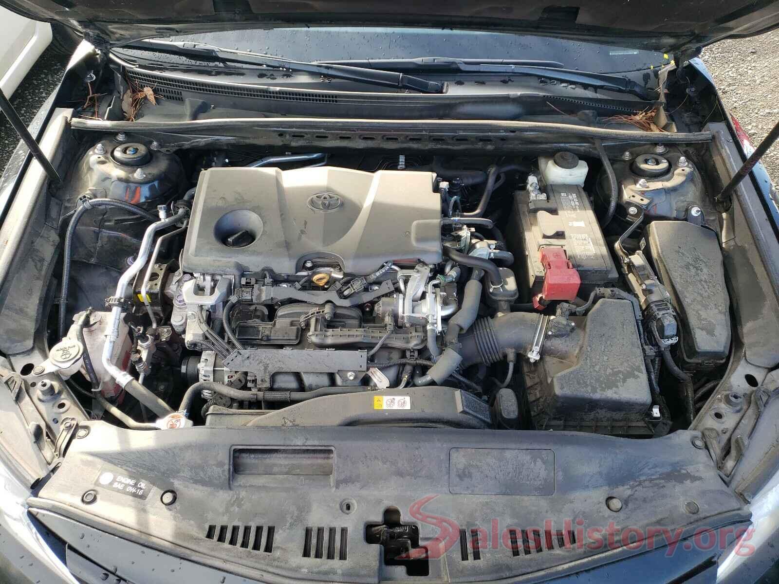 4T1B11HK8JU593596 2018 TOYOTA CAMRY