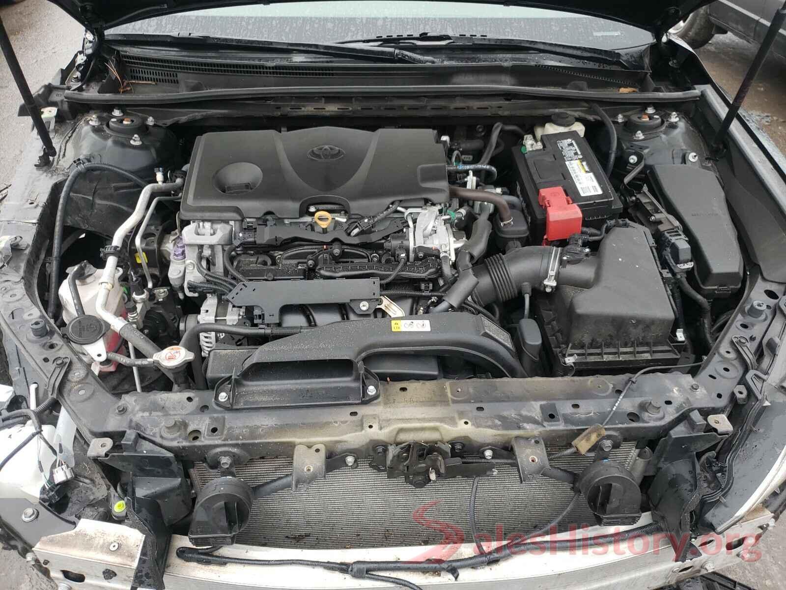 4T1B11HK8JU578435 2018 TOYOTA CAMRY