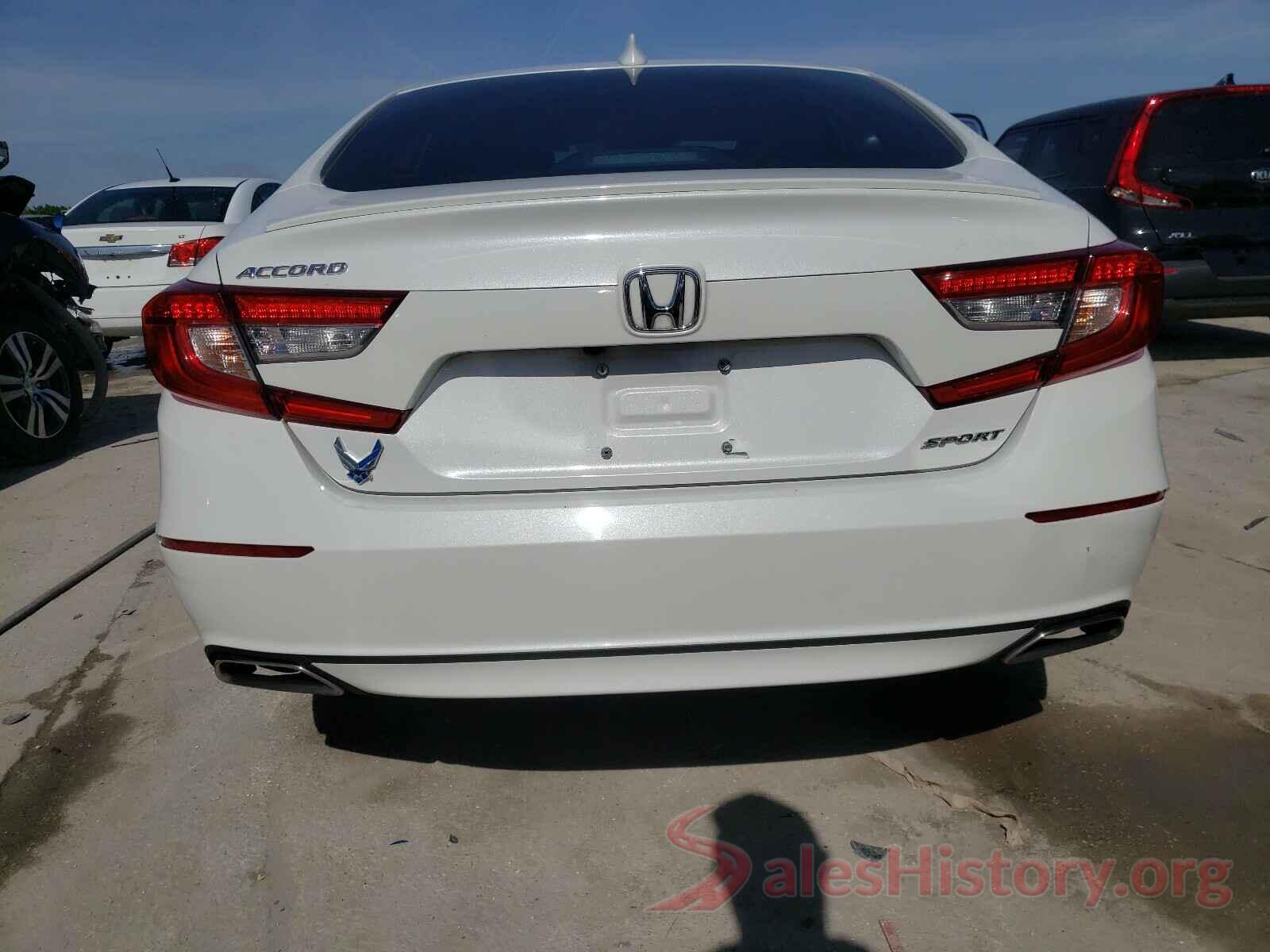 1HGCV1F32KA168193 2019 HONDA ACCORD