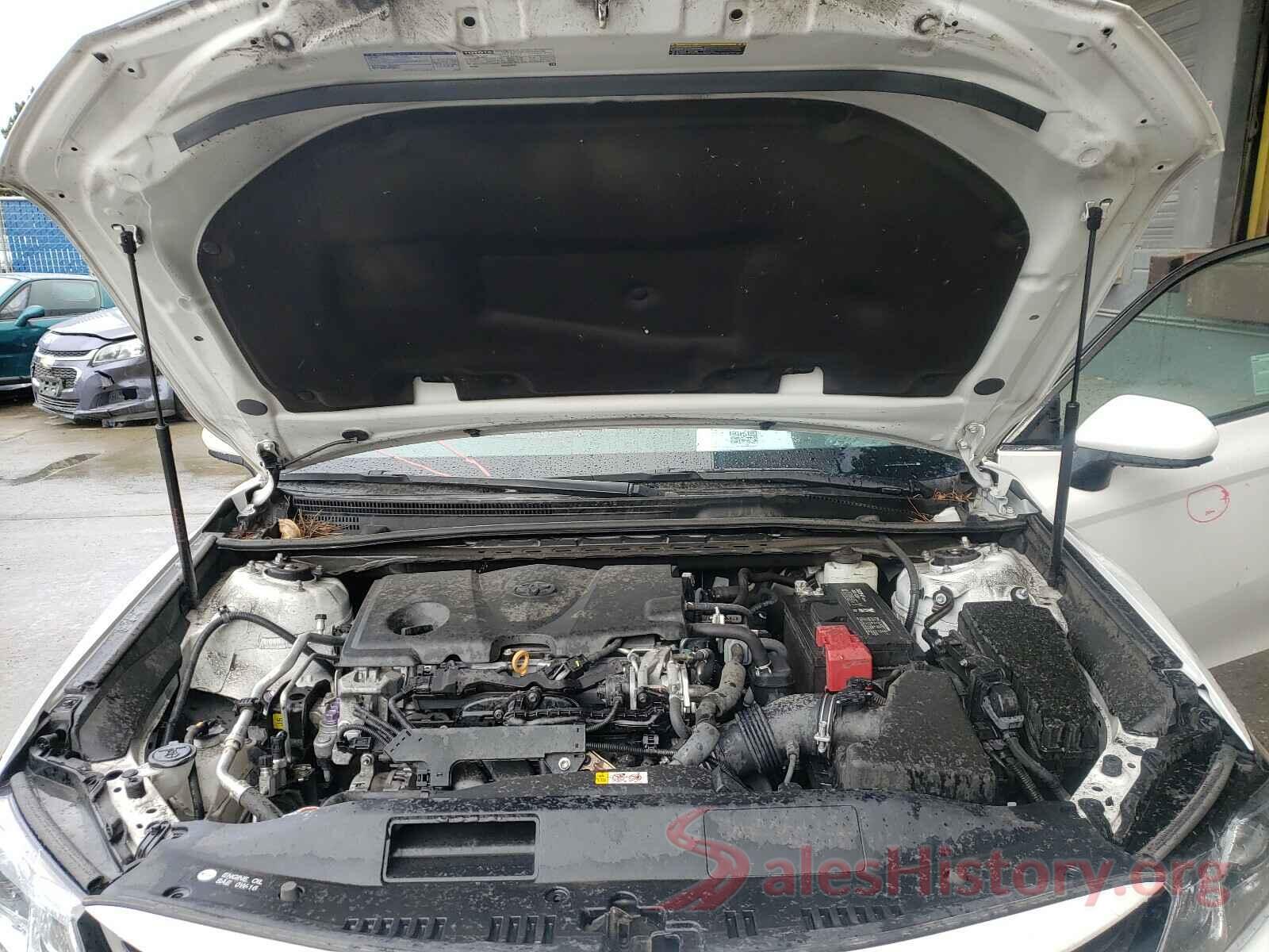 4T1B11HK4JU025684 2018 TOYOTA CAMRY