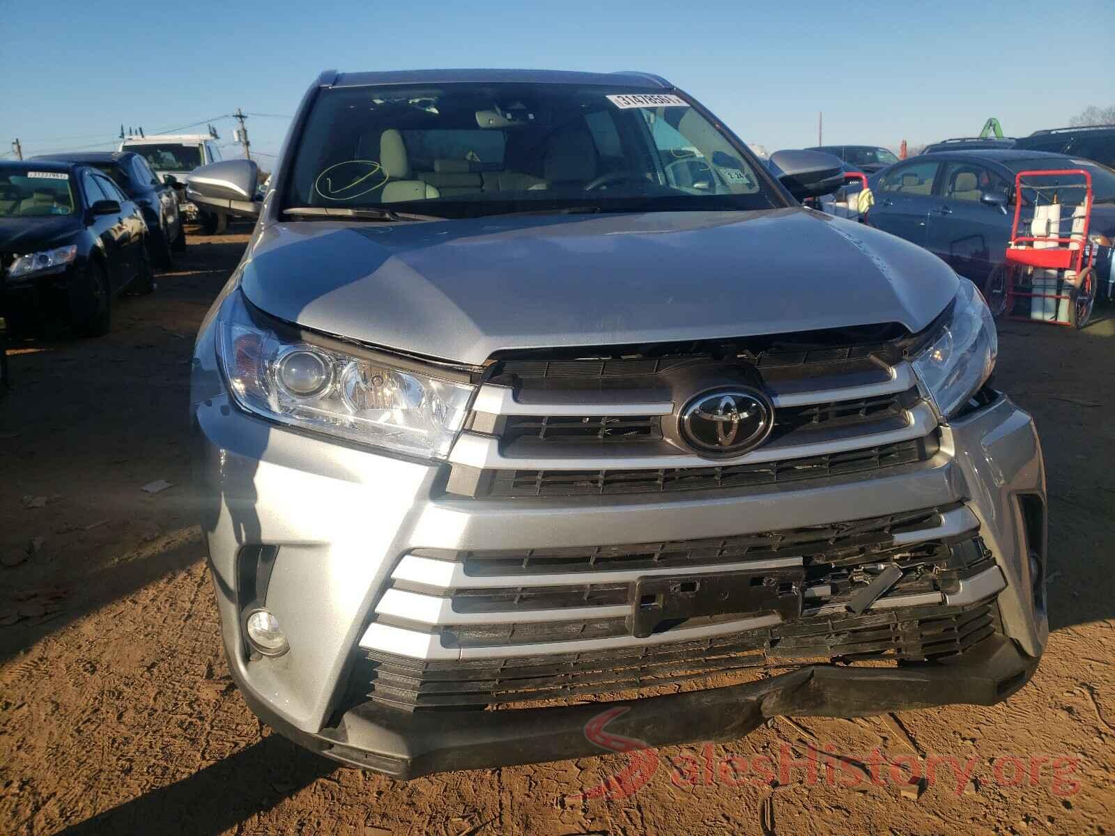 5TDJZRFHXKS578425 2019 TOYOTA HIGHLANDER