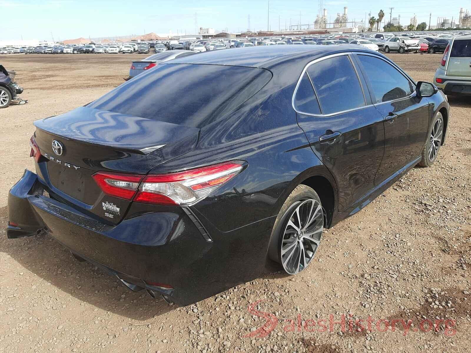 4T1B11HK1JU665822 2018 TOYOTA CAMRY