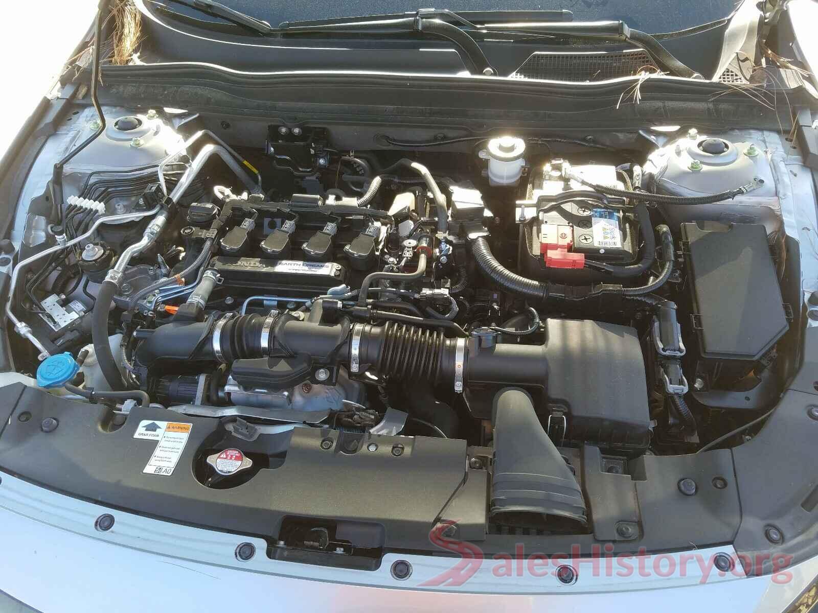 1HGCV1F30JA089460 2018 HONDA ACCORD