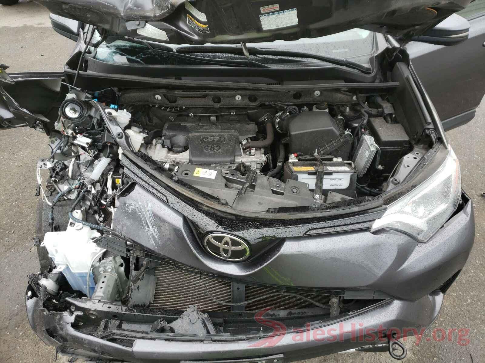 JTMRFREVXHJ115189 2017 TOYOTA RAV4