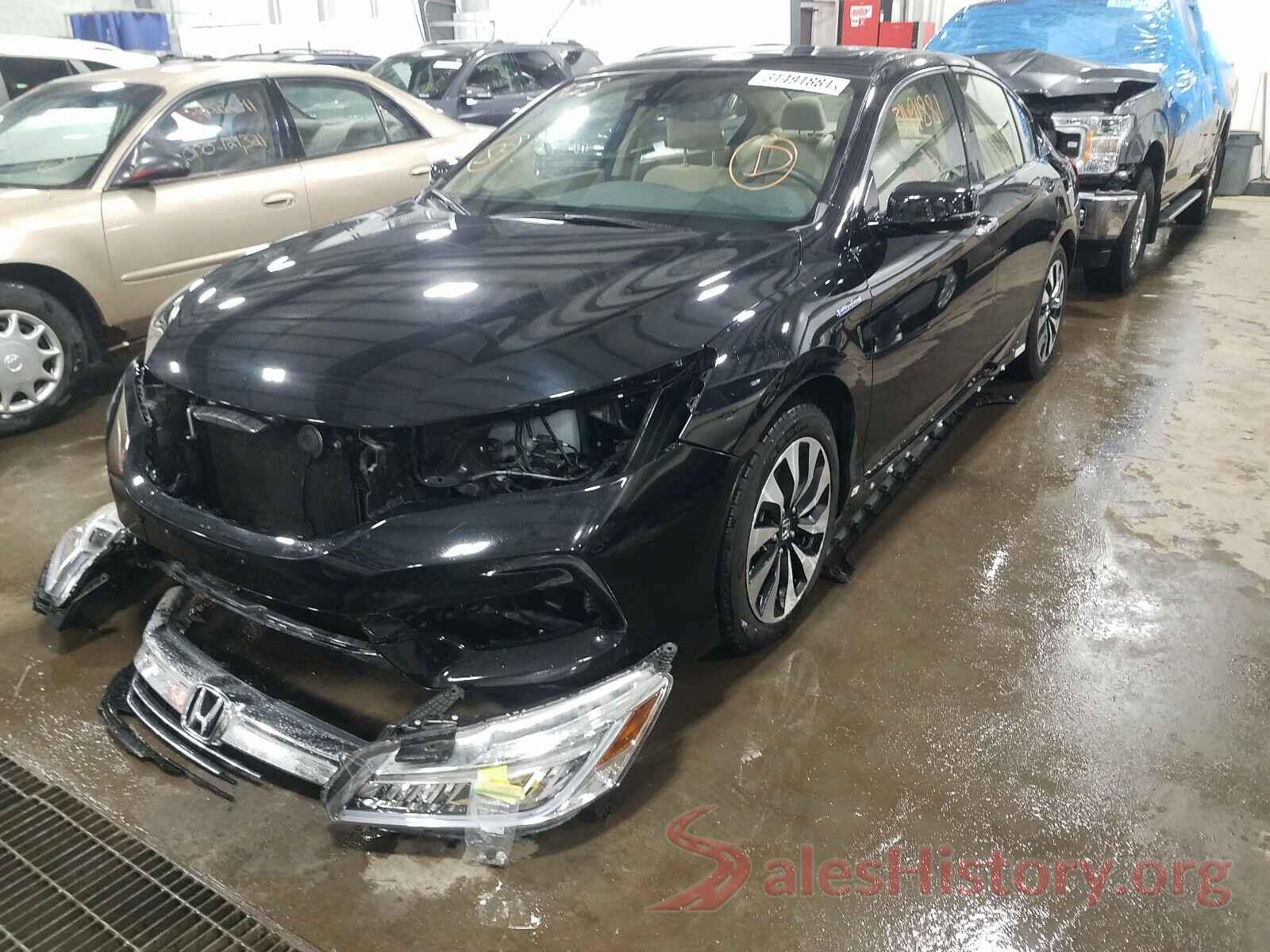 JHMCR6F72HC029633 2017 HONDA ACCORD