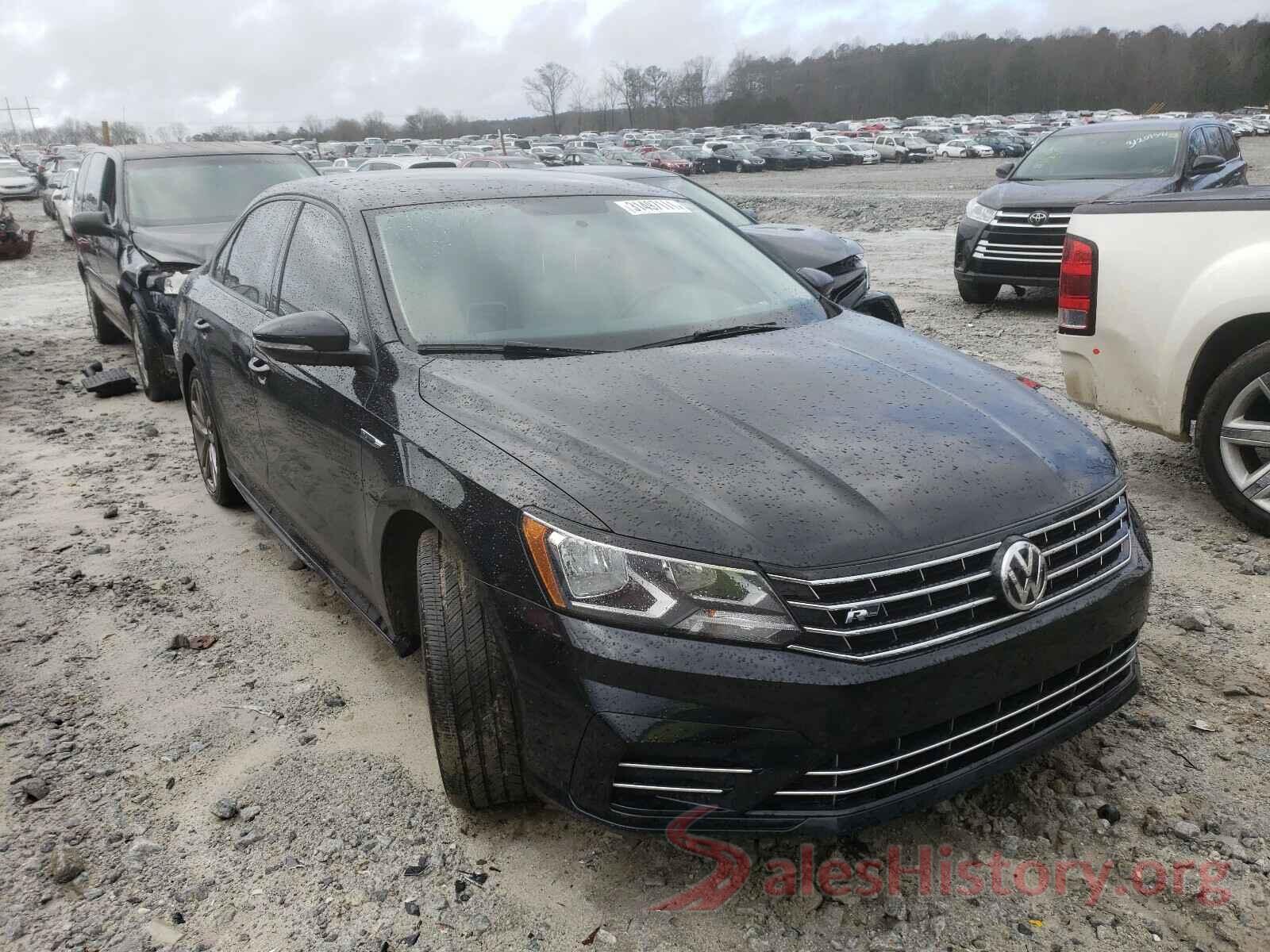 1VWAA7A39JC037807 2018 VOLKSWAGEN PASSAT