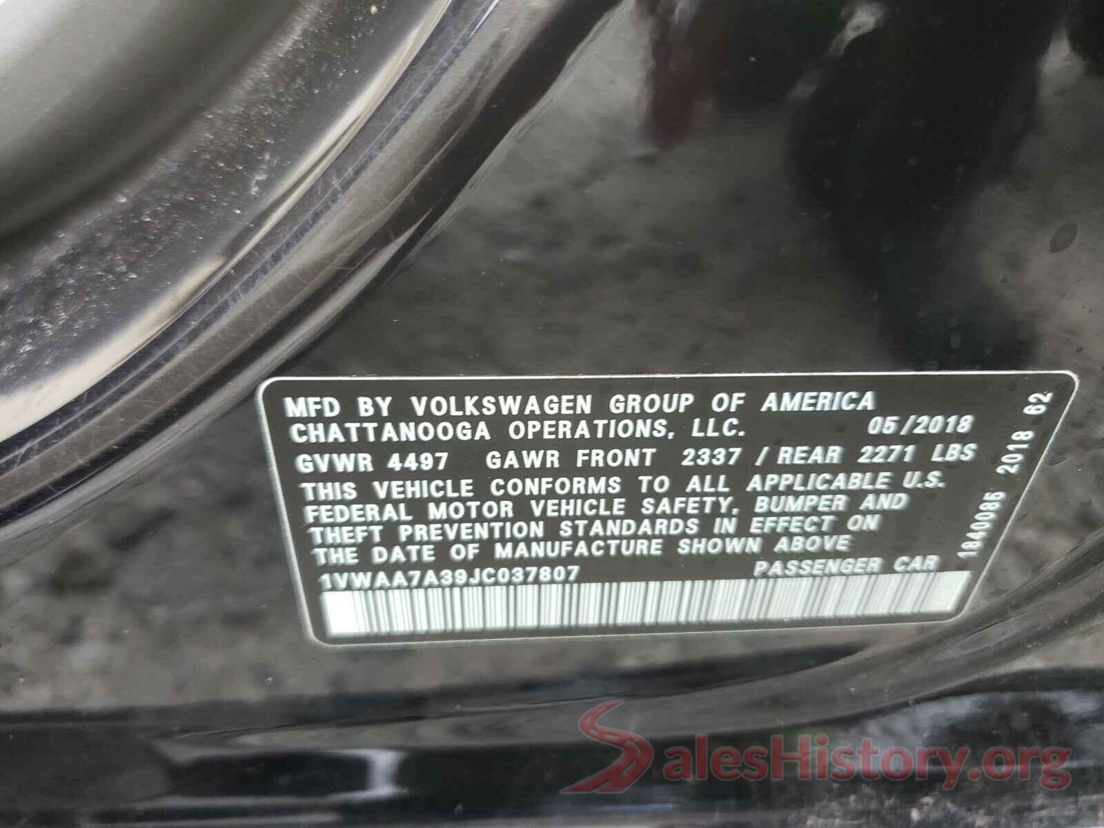 1VWAA7A39JC037807 2018 VOLKSWAGEN PASSAT