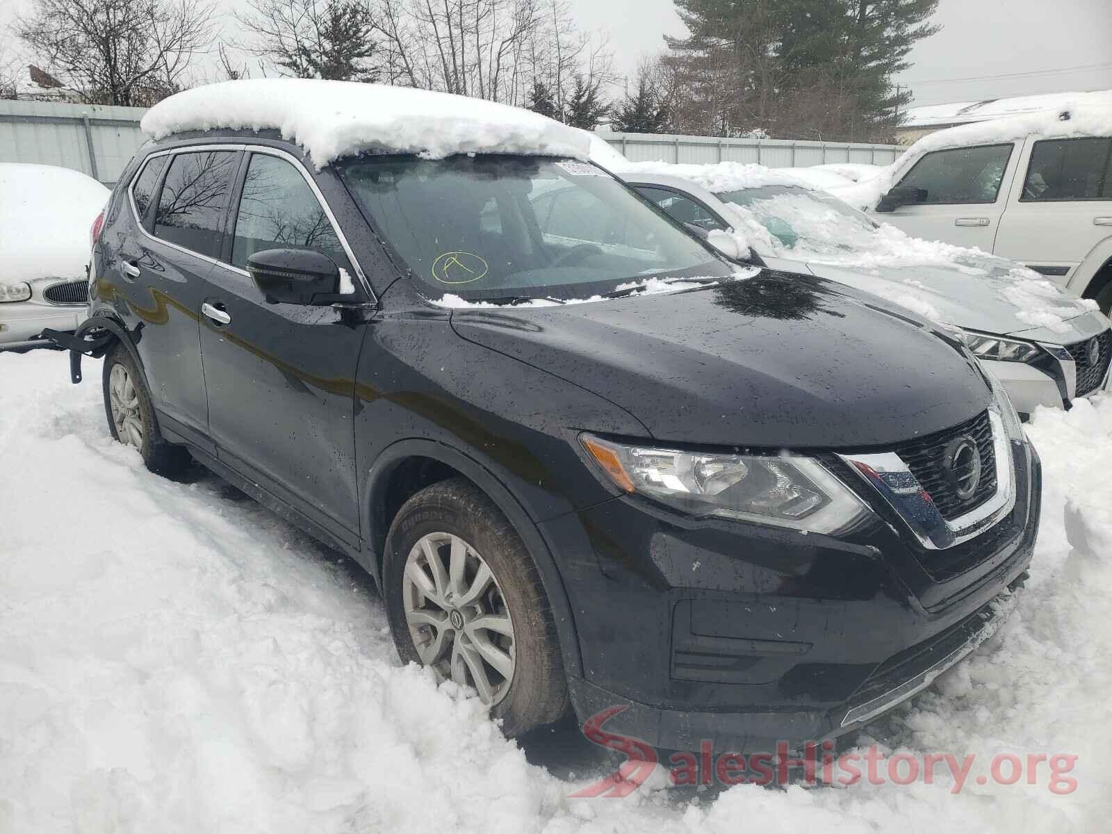 KNMAT2MV8JP575498 2018 NISSAN ROGUE