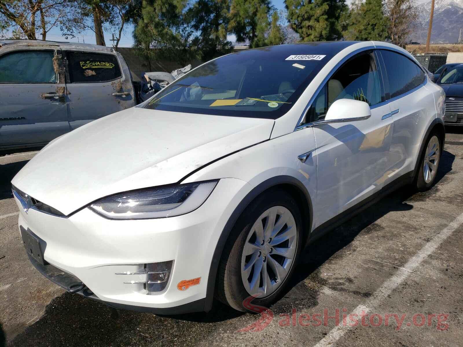 5YJXCDE27LF238361 2020 TESLA MODEL X