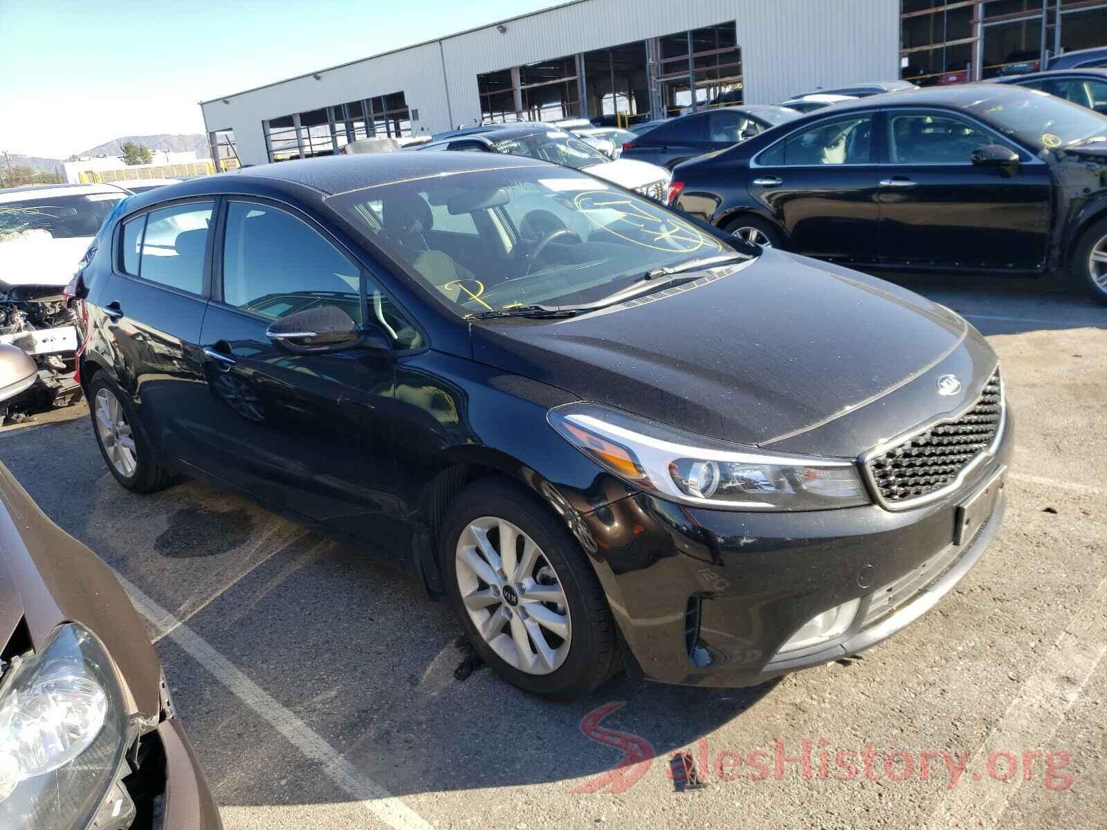 KNAFK5A80H5686381 2017 KIA FORTE