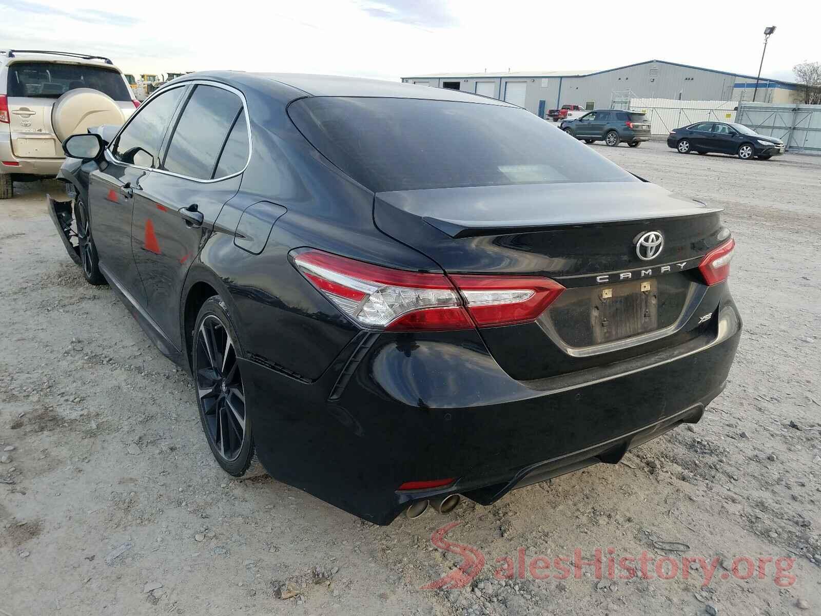 4T1B61HK1JU010013 2018 TOYOTA CAMRY