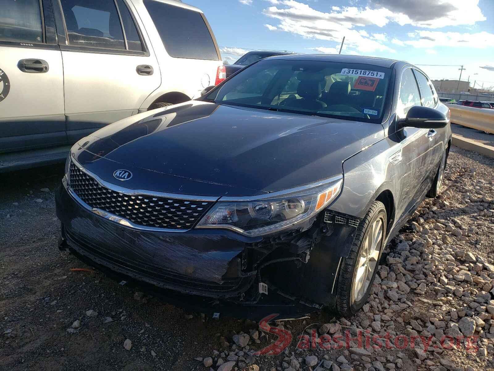 5XXGU4L37JG187561 2018 KIA OPTIMA