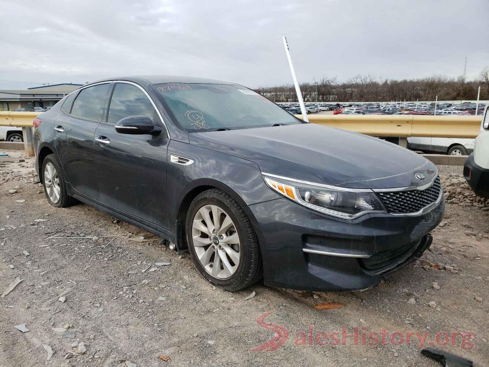 5XXGU4L37JG187561 2018 KIA OPTIMA