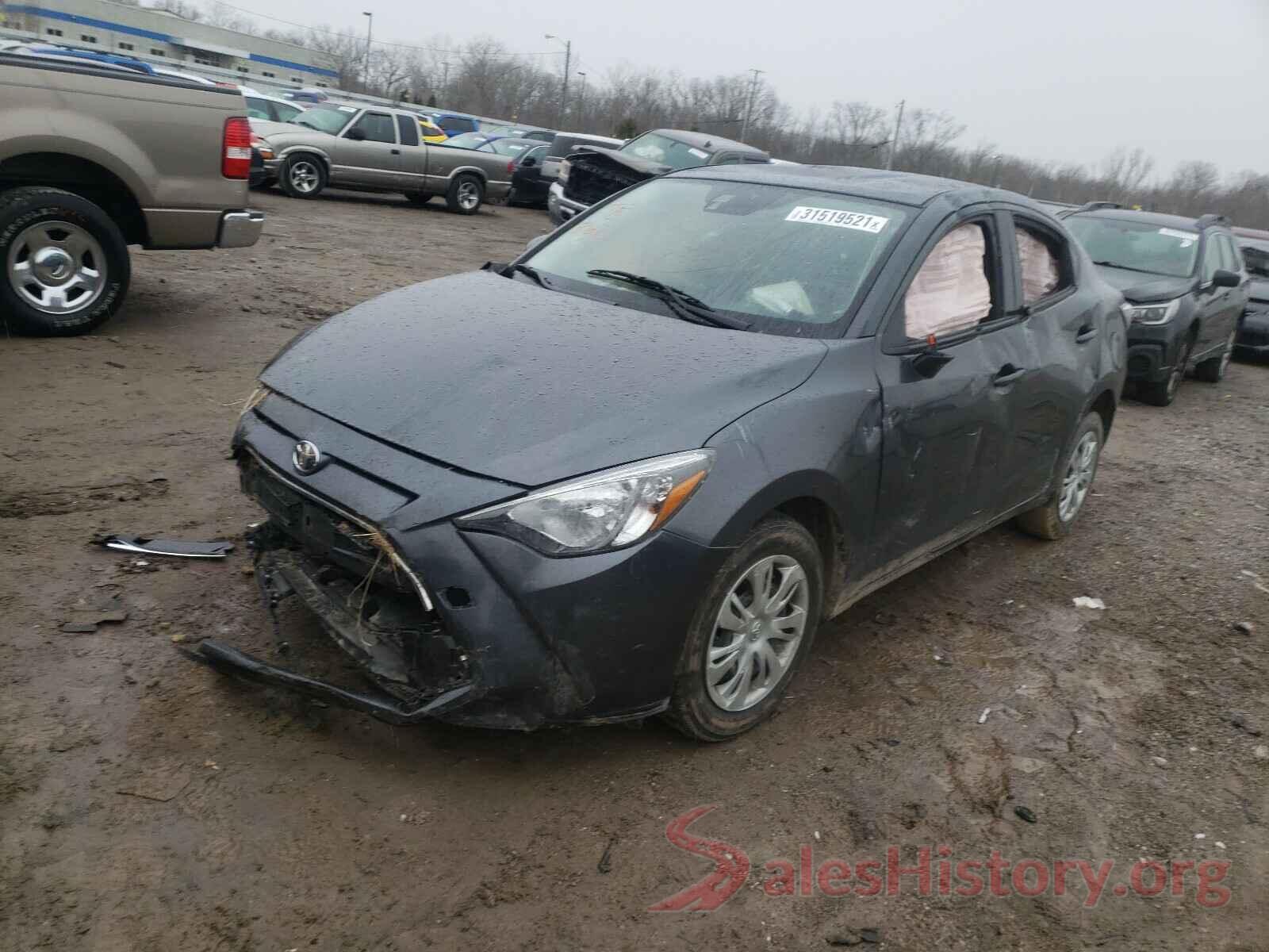 3MYDLBYV1KY521792 2019 TOYOTA YARIS