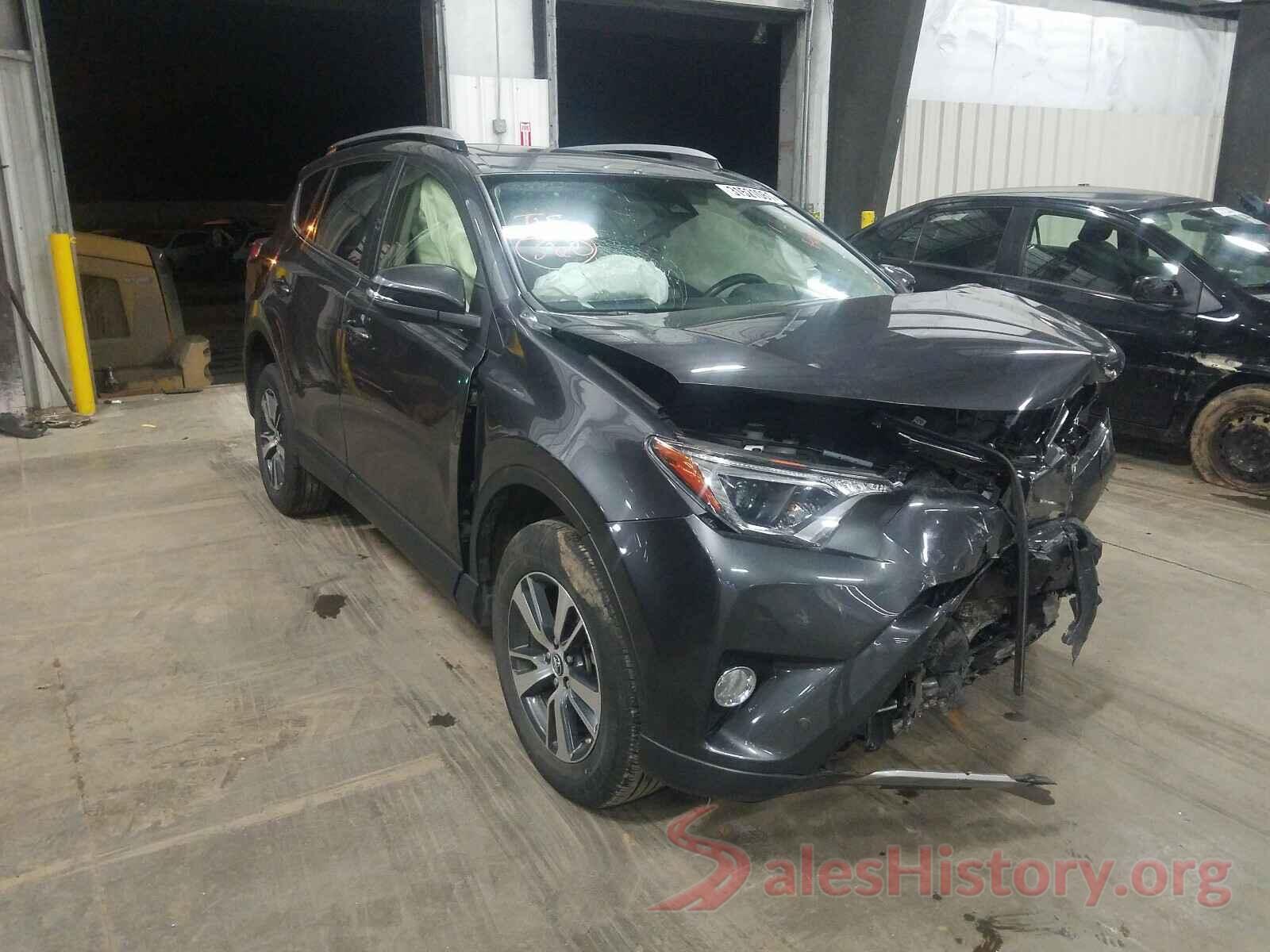 JTMRFREV6JJ226330 2018 TOYOTA RAV4