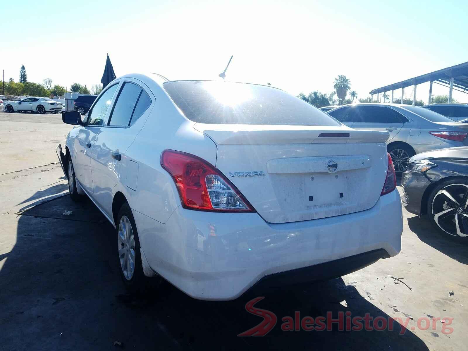 3N1CN7AP4JL810225 2018 NISSAN VERSA