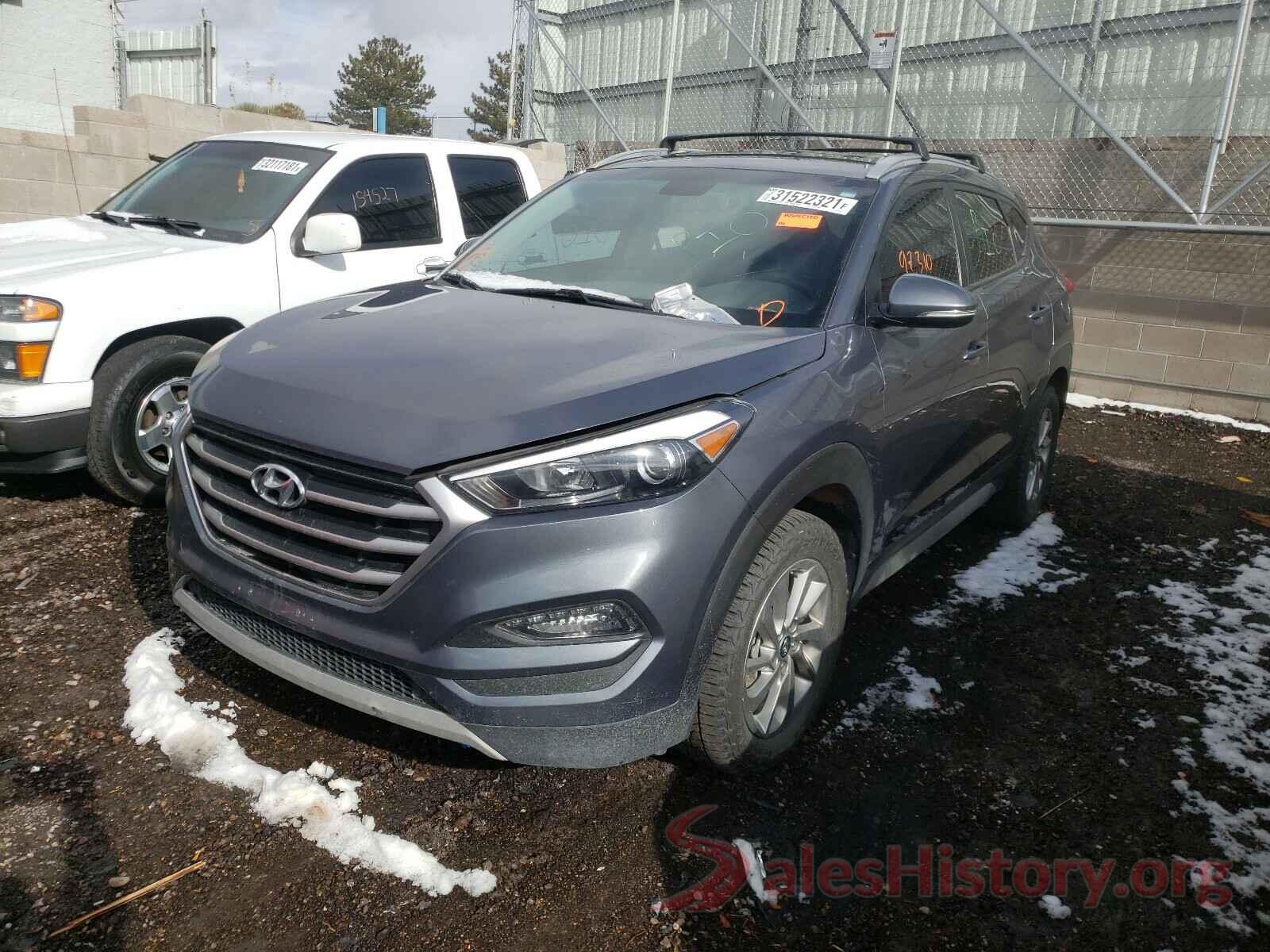 KM8J3CA21HU471720 2017 HYUNDAI TUCSON