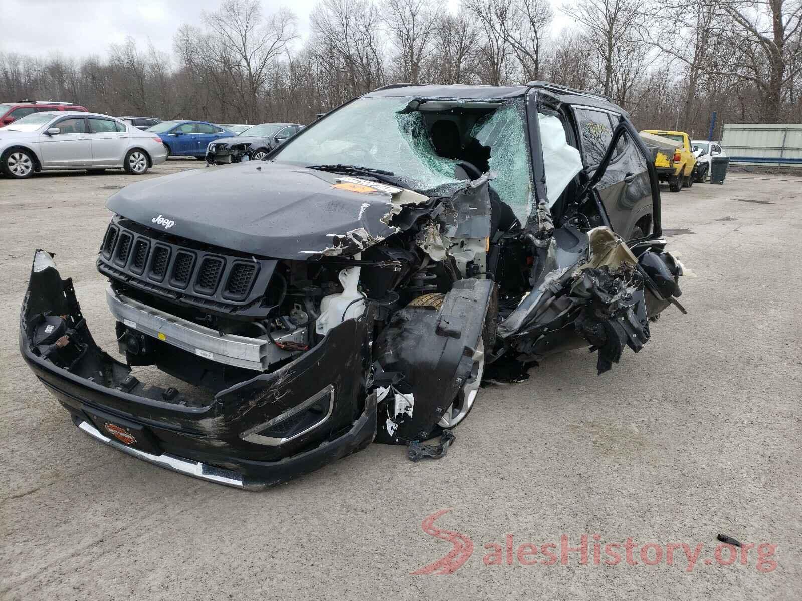 3C4NJDCB4JT333877 2018 JEEP COMPASS