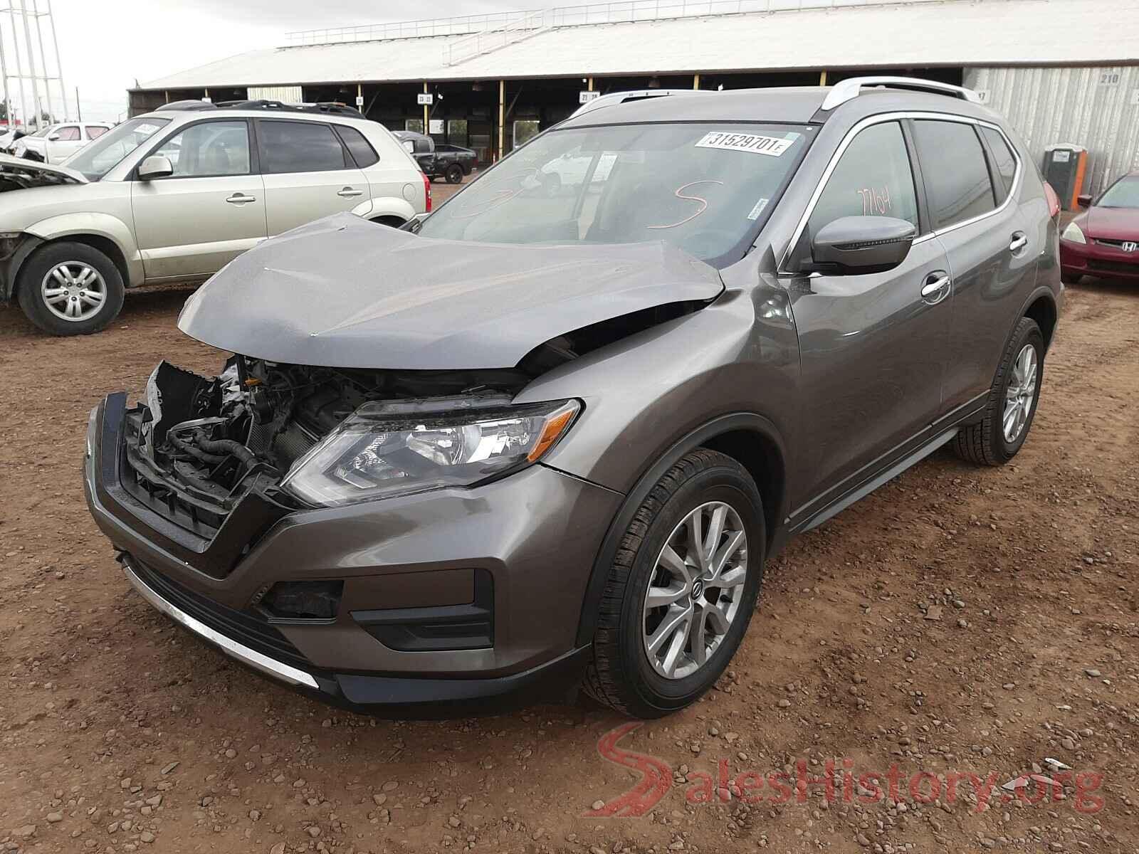 KNMAT2MT6HP512263 2017 NISSAN ROGUE