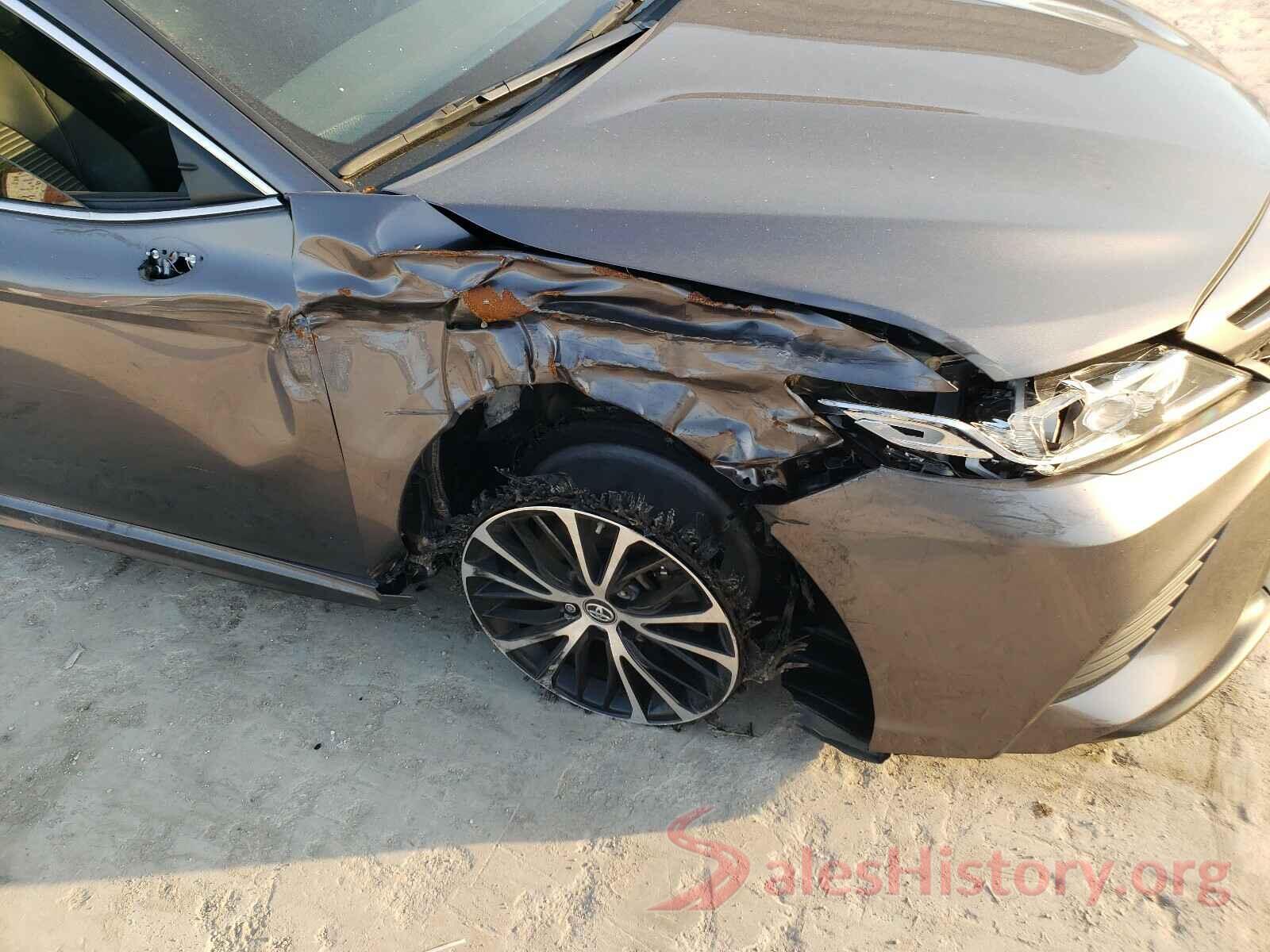 4T1B11HK2KU733272 2019 TOYOTA CAMRY