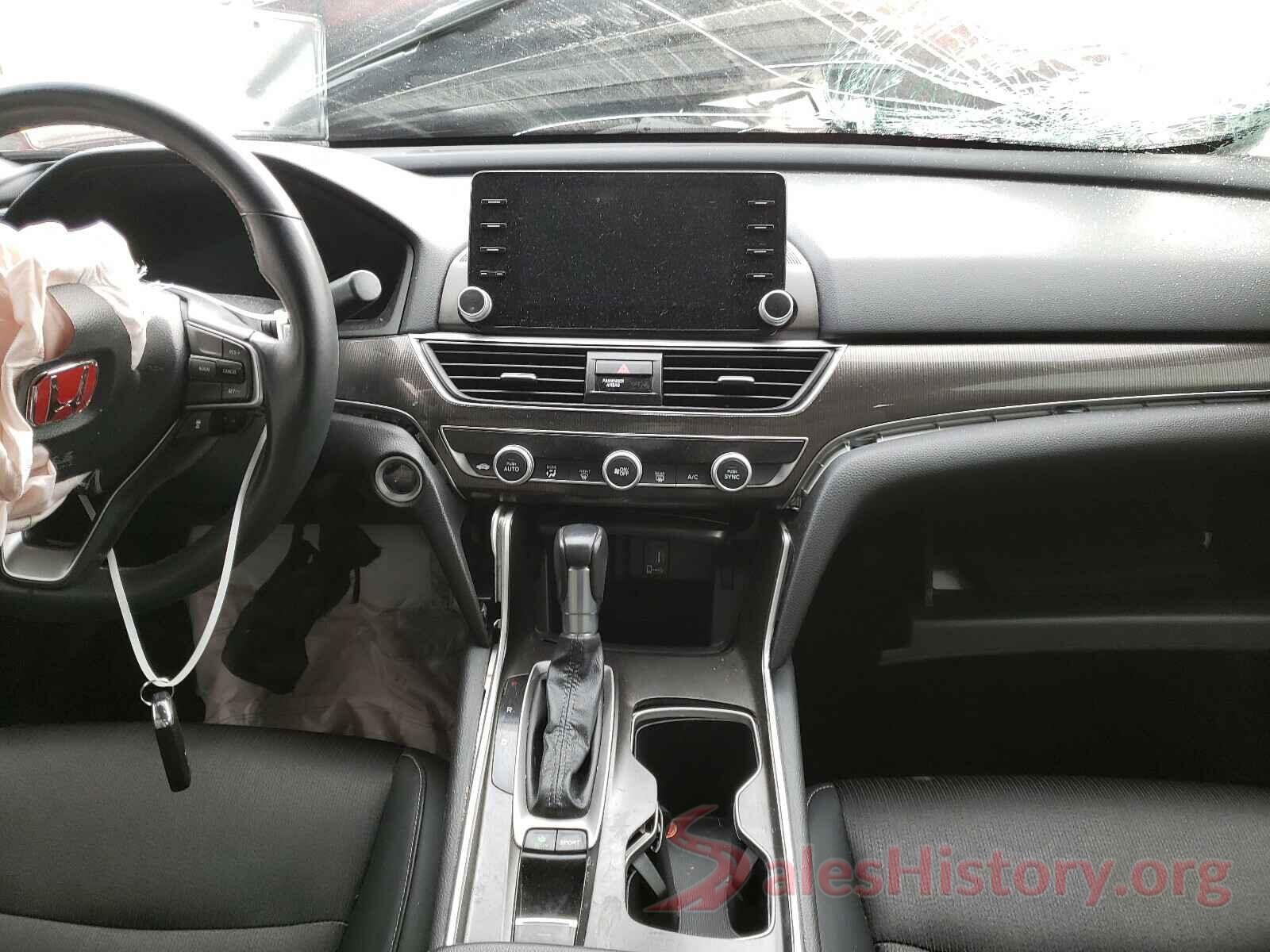 1HGCV1F32JA182335 2018 HONDA ACCORD