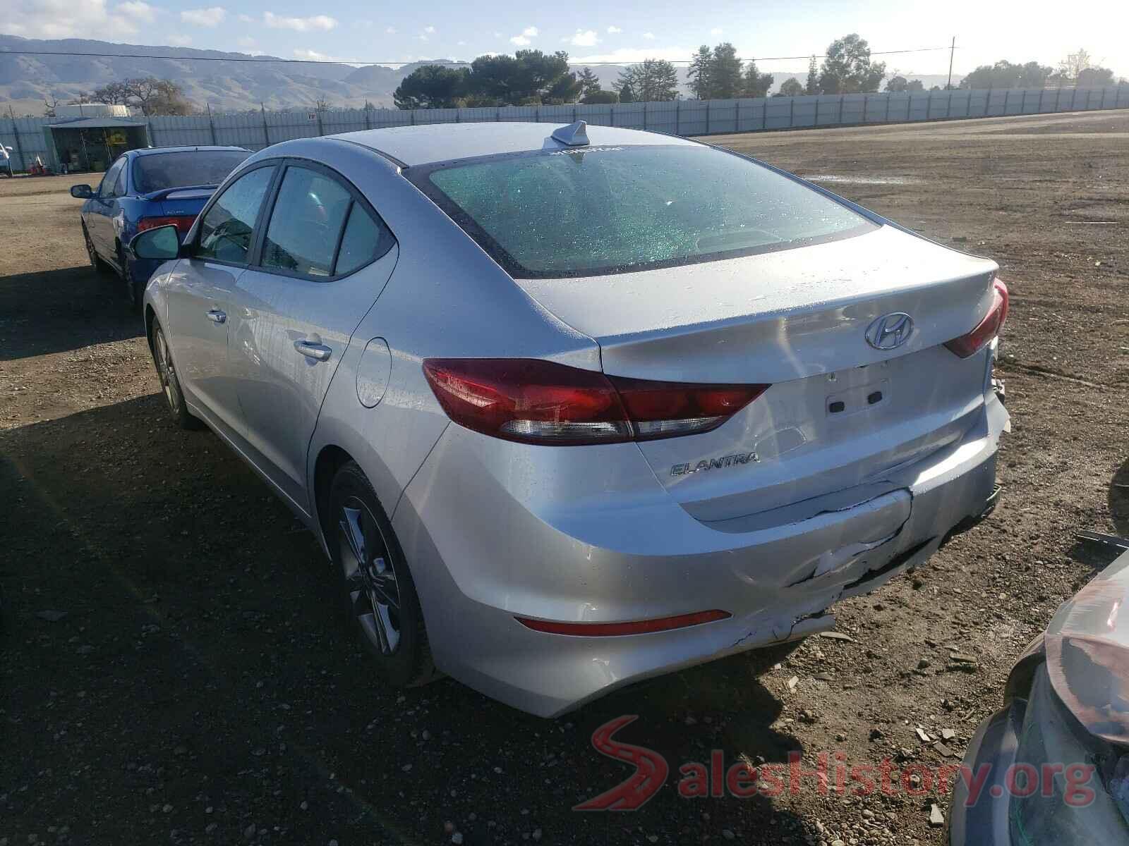 5NPD84LFXJH267247 2018 HYUNDAI ELANTRA