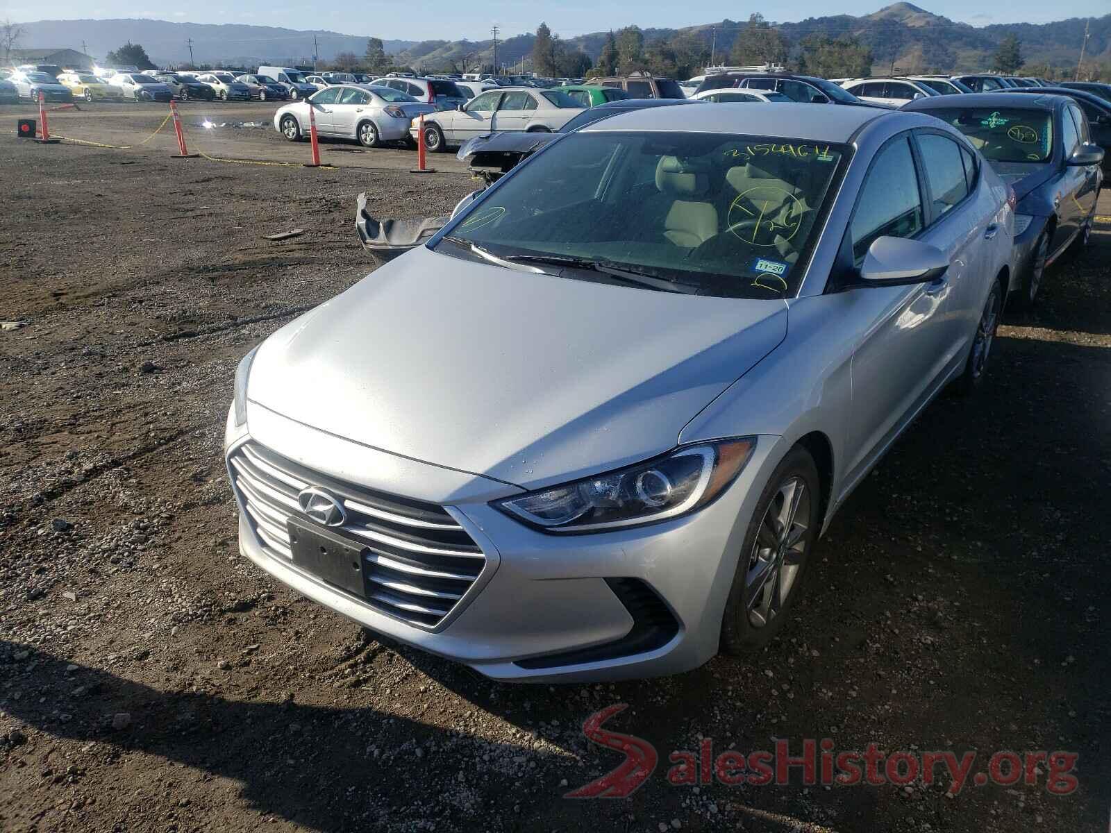 5NPD84LFXJH267247 2018 HYUNDAI ELANTRA