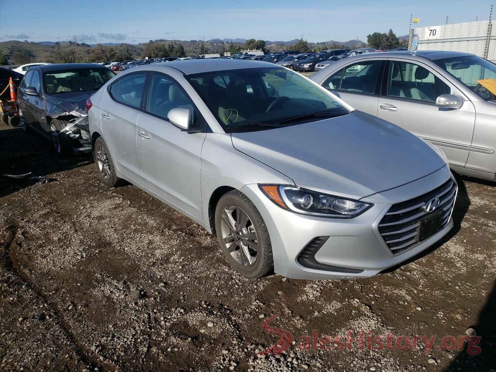 5NPD84LFXJH267247 2018 HYUNDAI ELANTRA